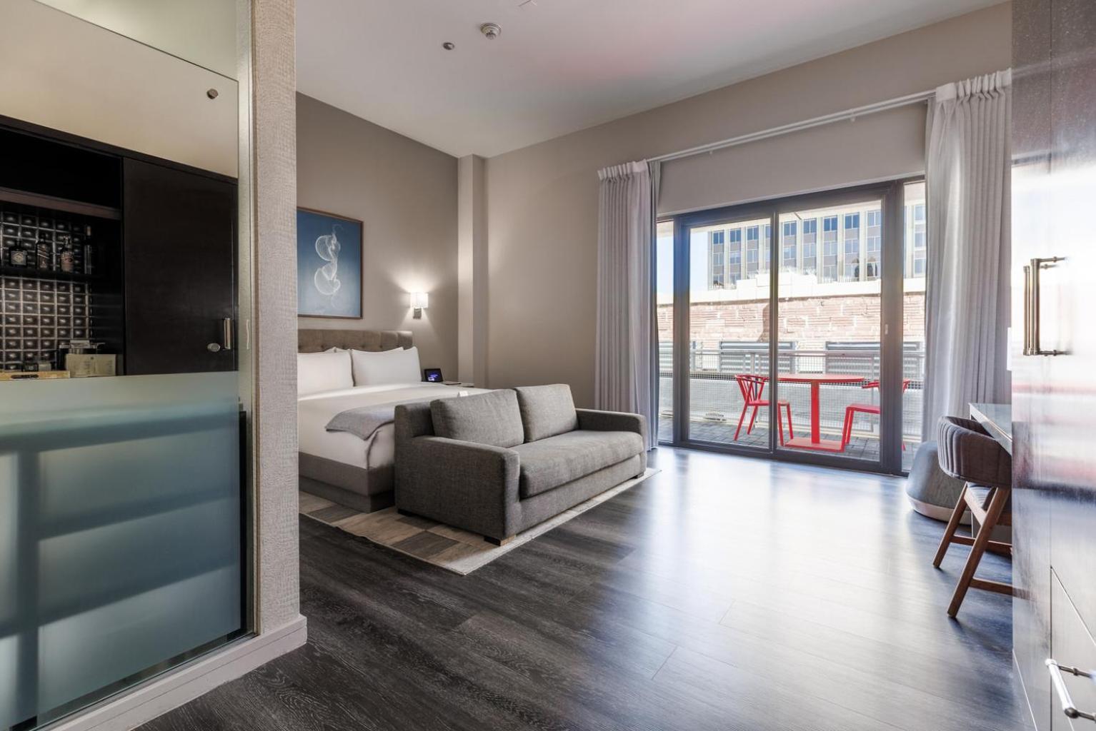 King Room Balcony,1765481103:JPEG