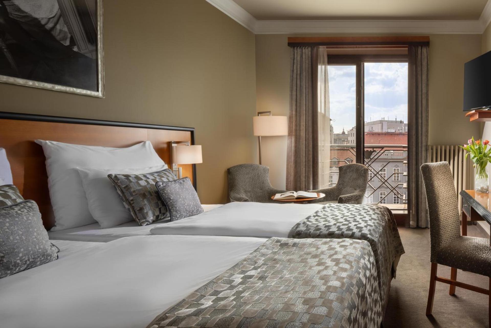 Superior Double or Twin Room City View