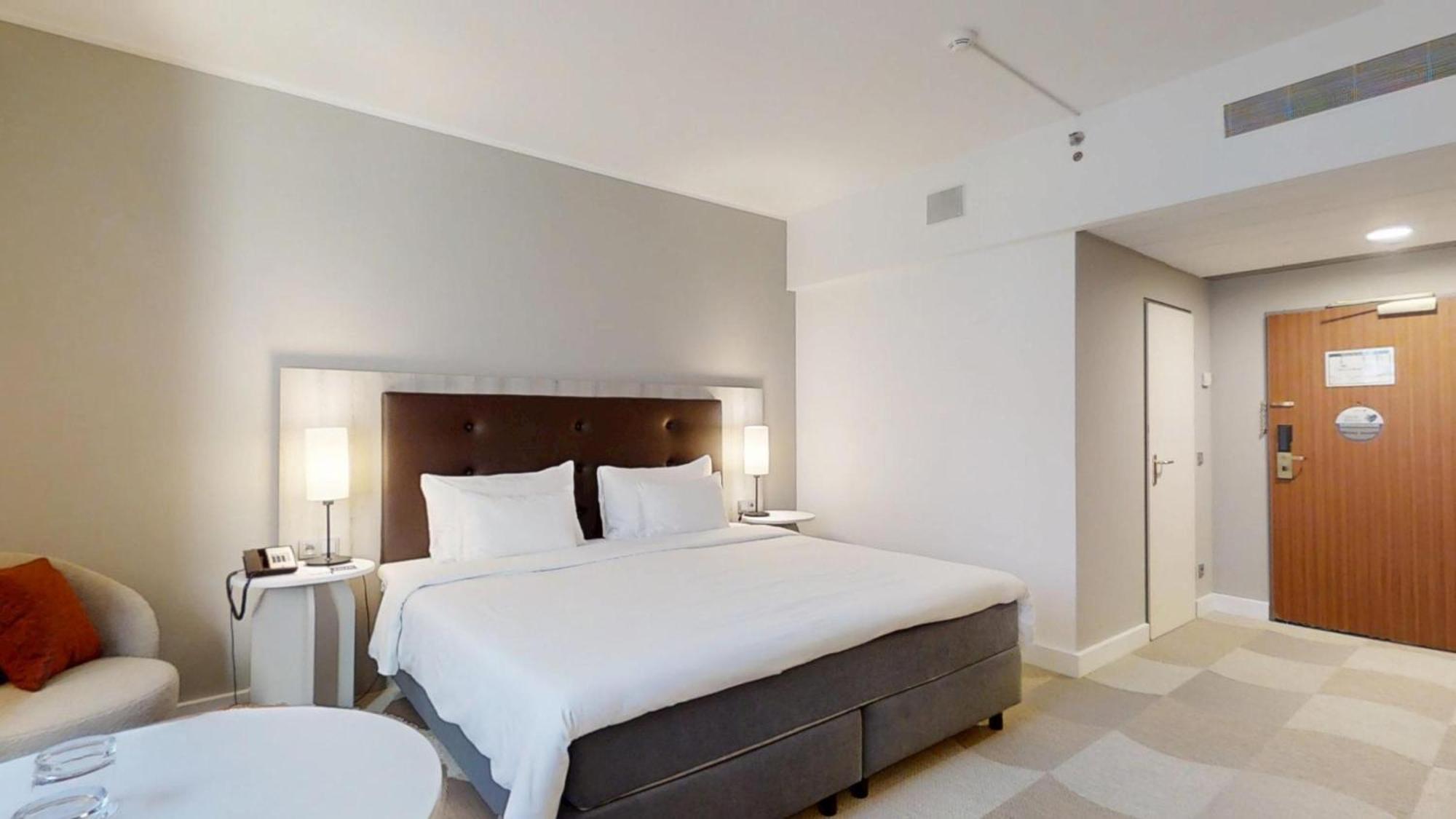 Standard Room Atrium View