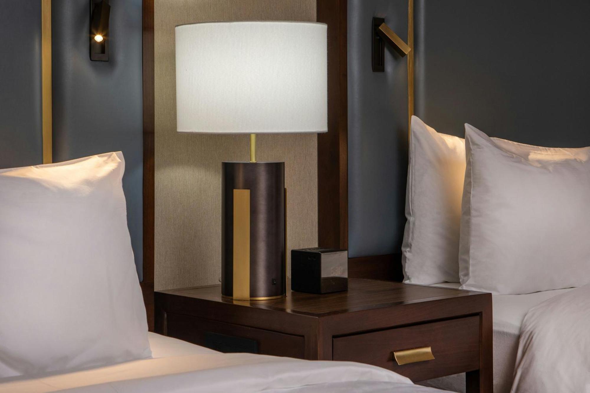 2 Queen Beds Guest Room