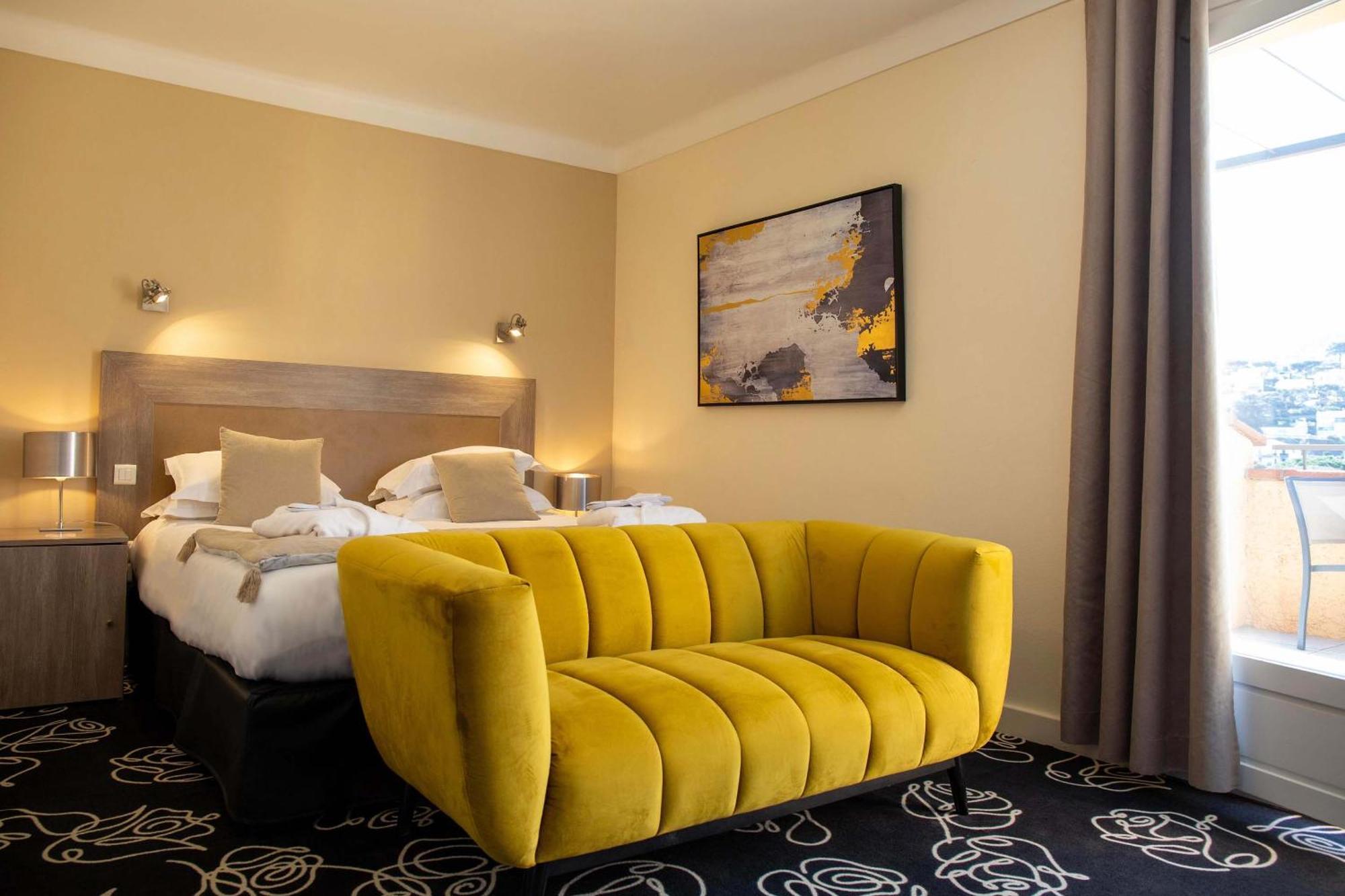 Superior King Room Terrace