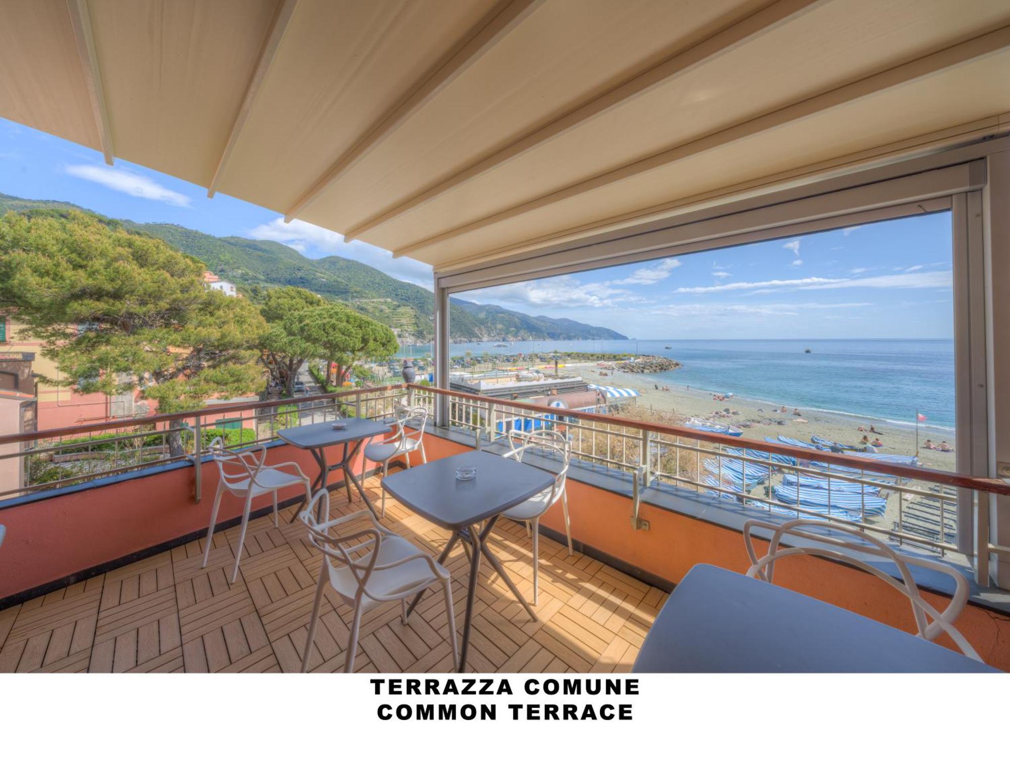Deluxe Suite Sea View