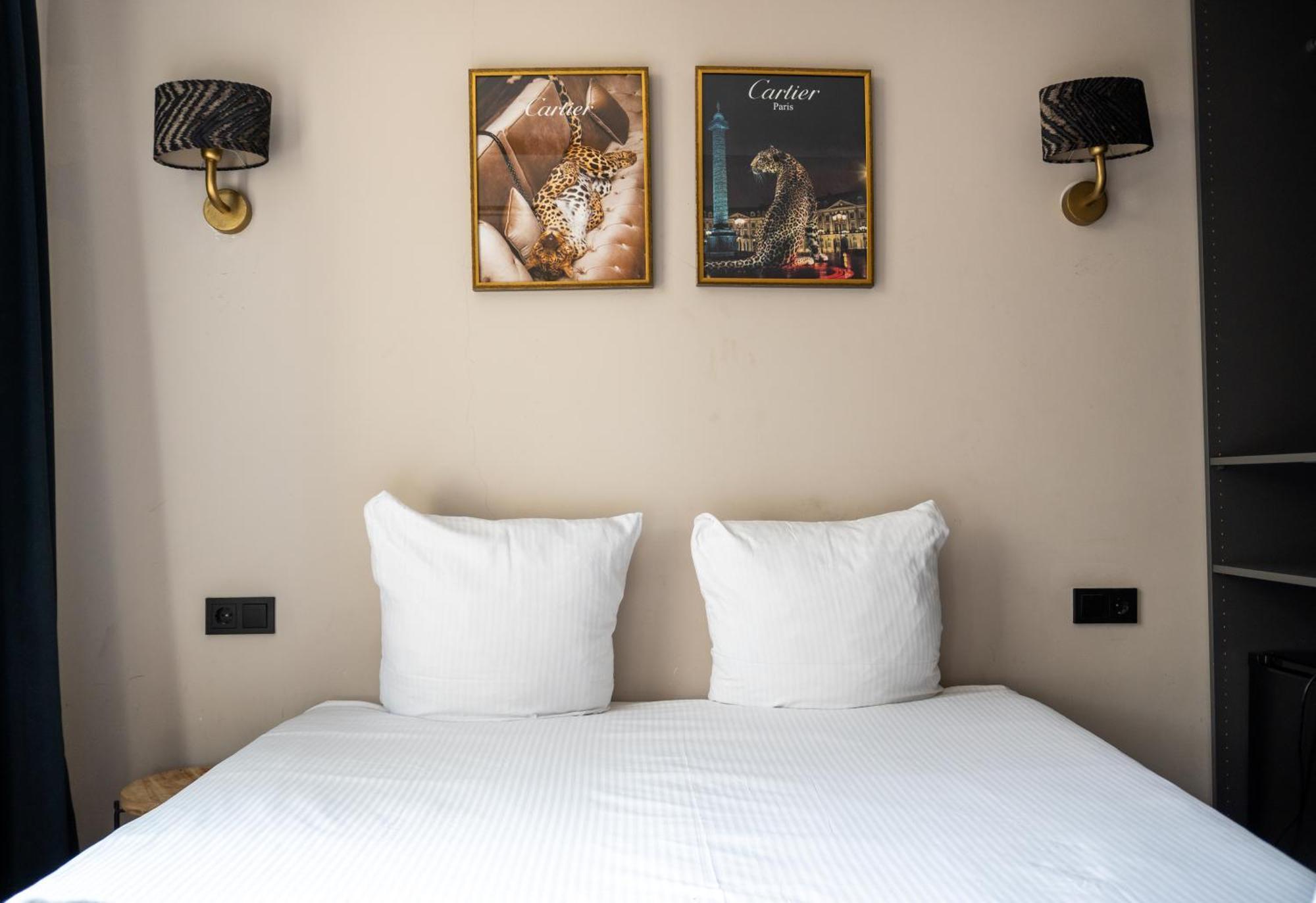 Double Room,1765585138:JPEG