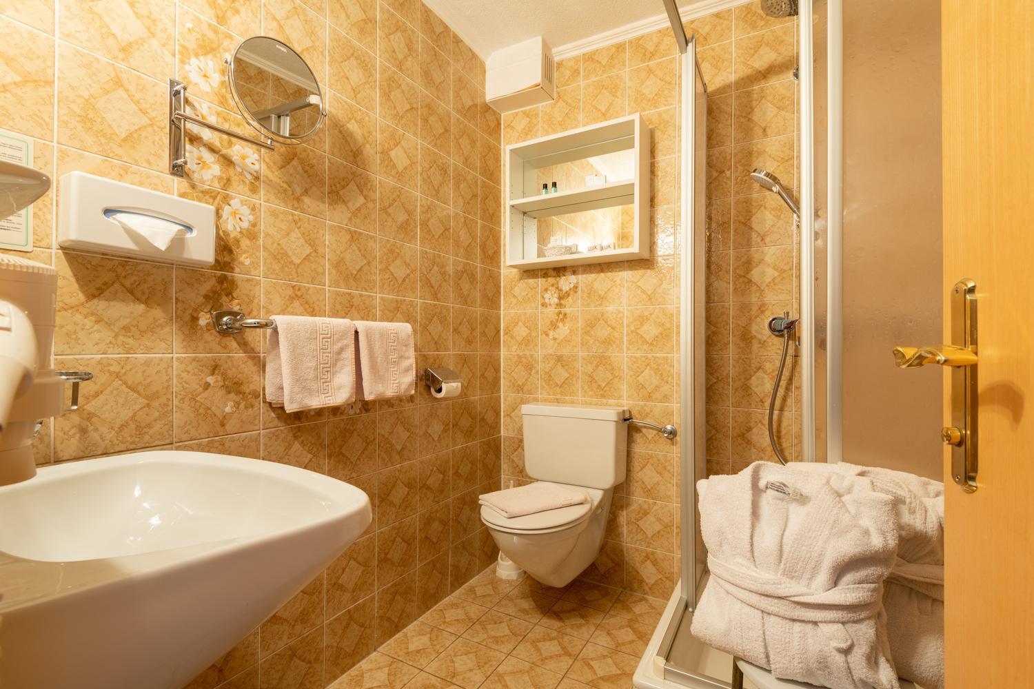 Standard Single Room,1765586327:JPEG