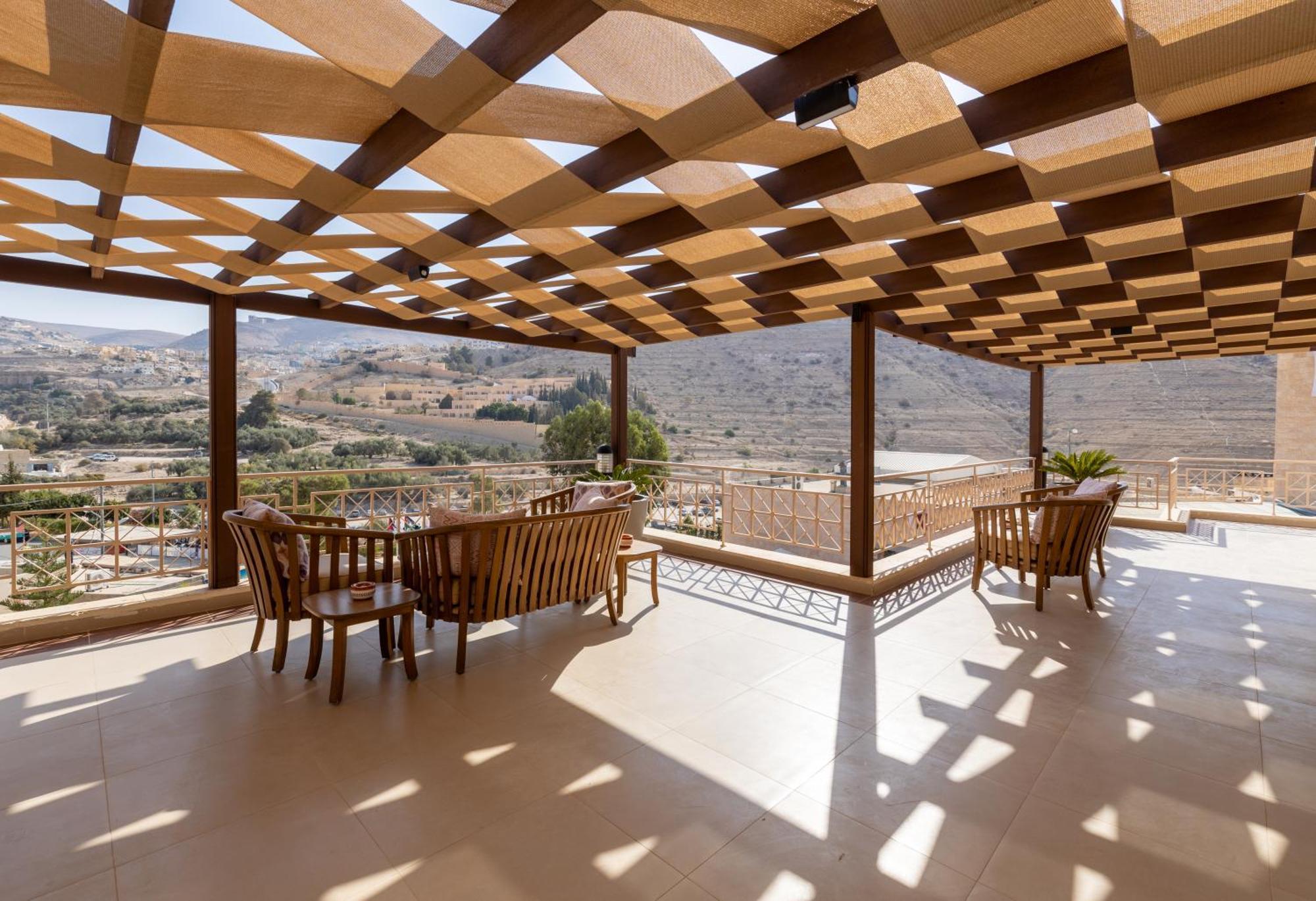 Superior Chalet