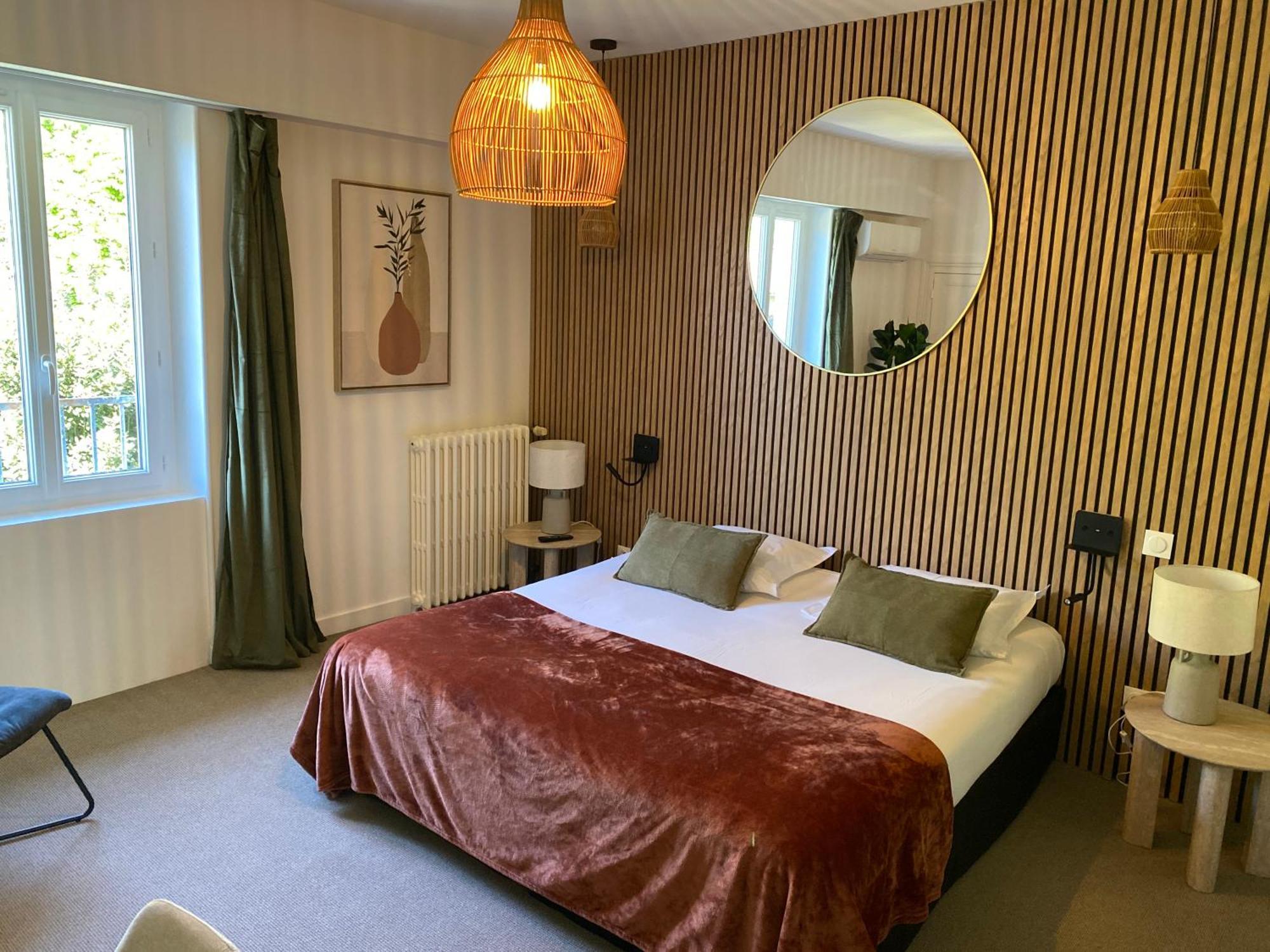 Twin Room,1765588098:JPEG