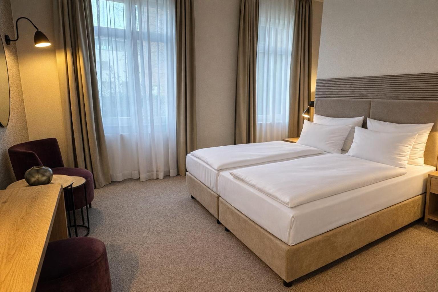 Comfort Room,1765694022:JPEG