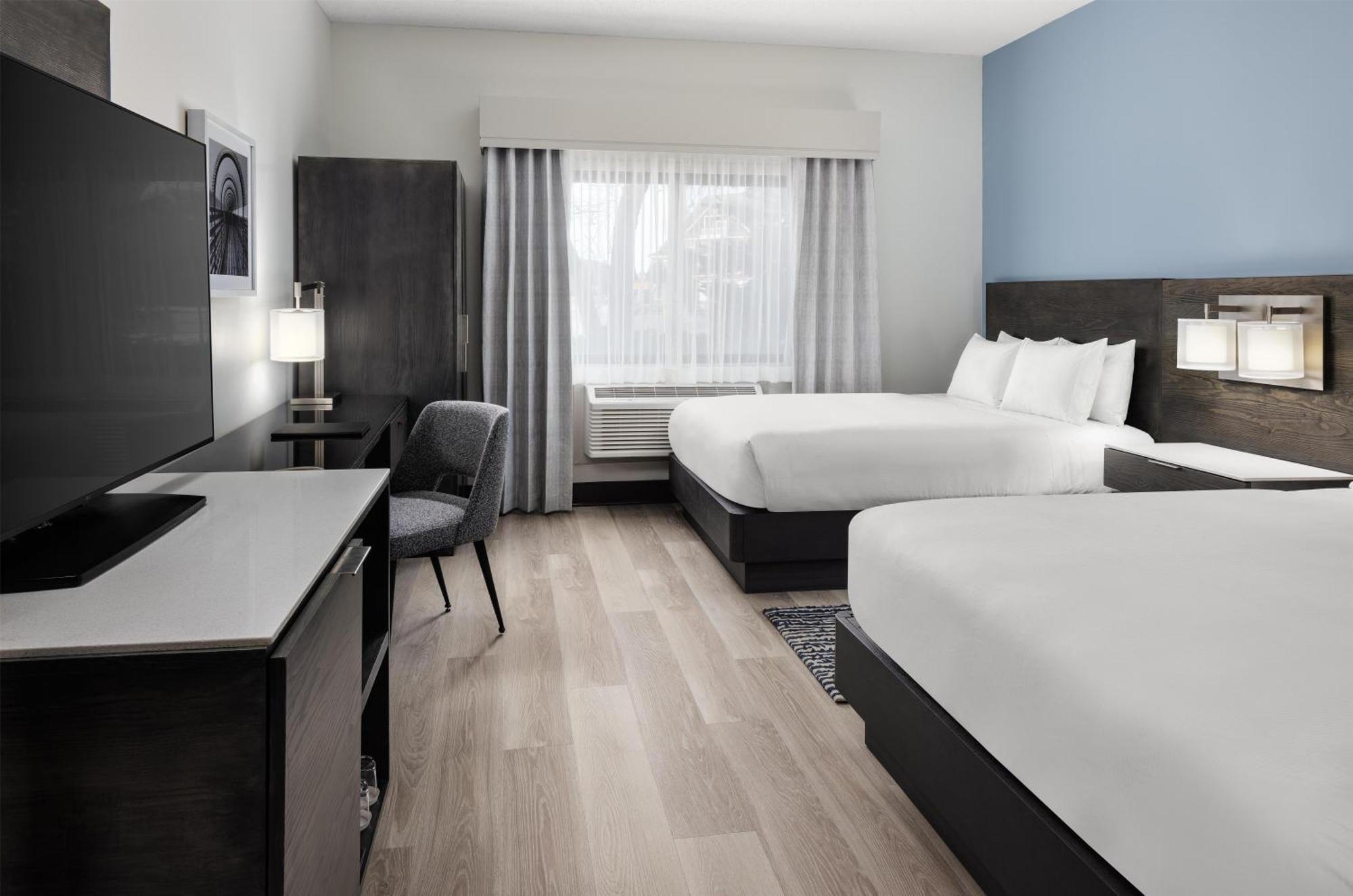 Queen Room Two Queen Beds