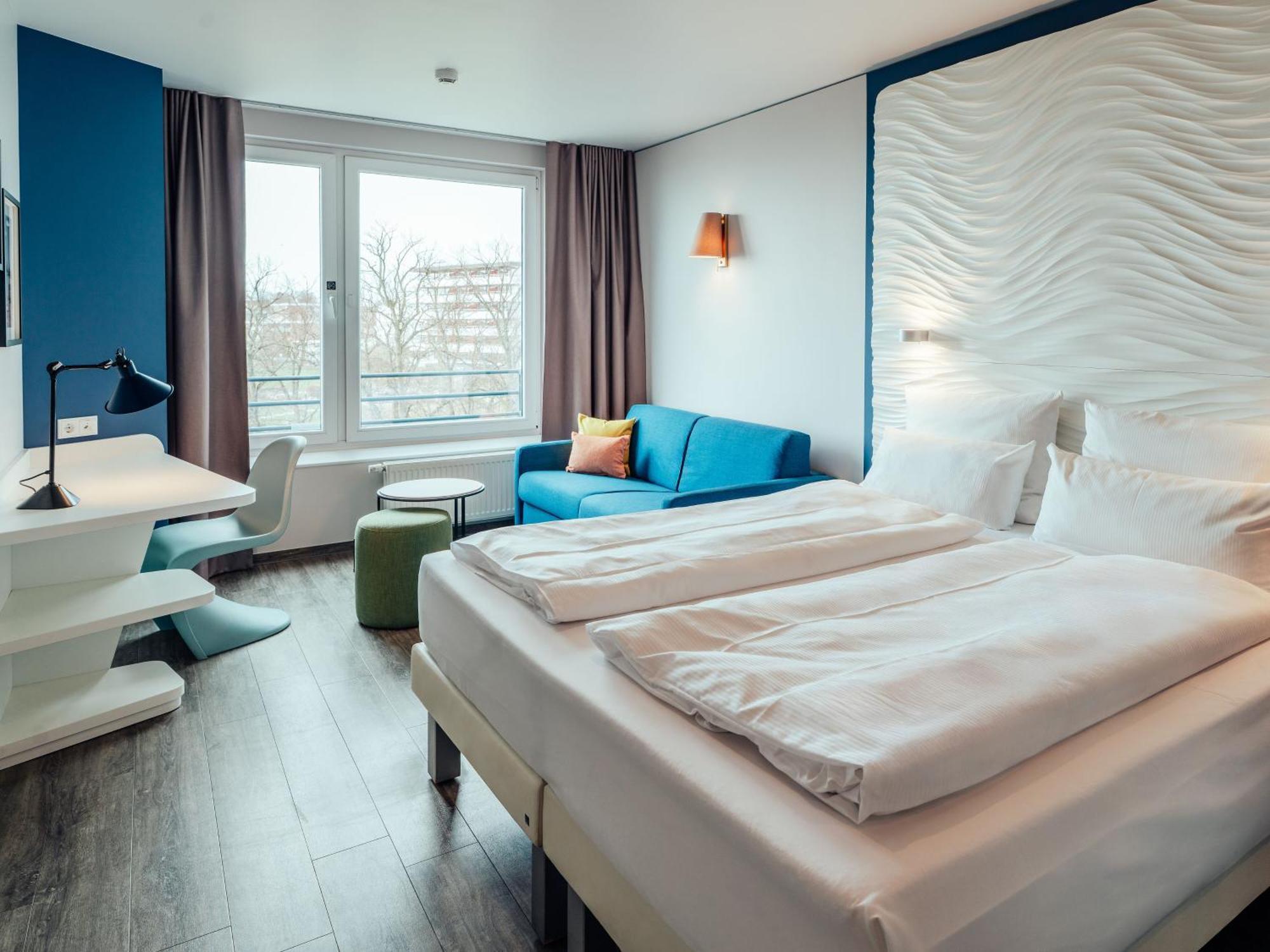 Doppelzimmer seitlicher Meerblick