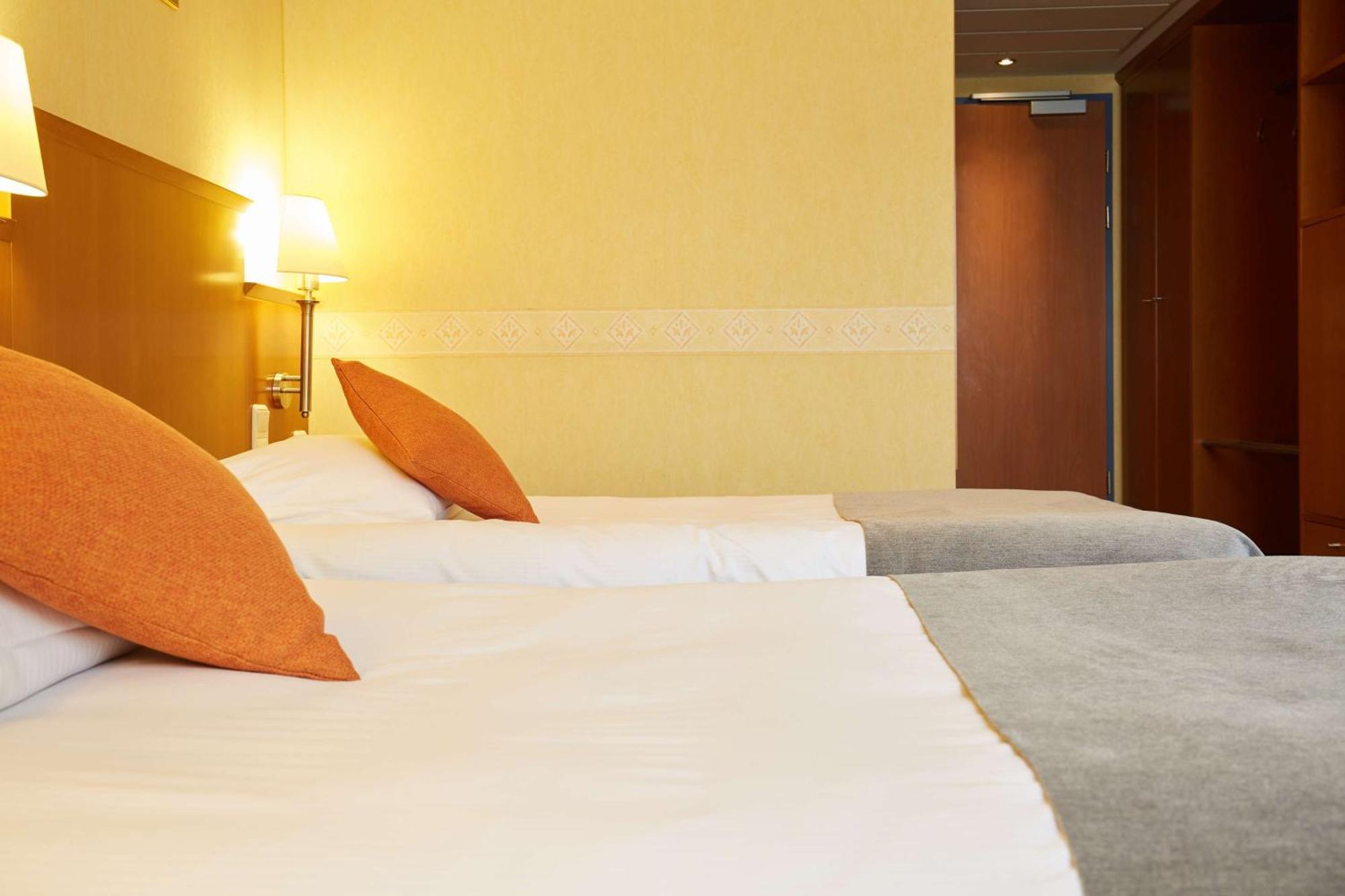 Standard Plus Twin Room
