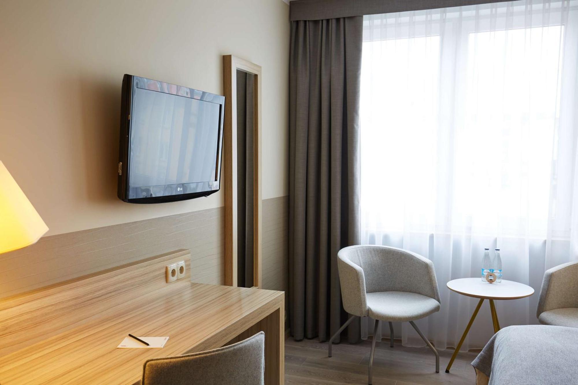 Standard Plus Twin Room