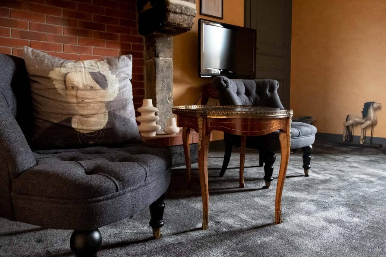 Double Room,1765798520:JPEG
