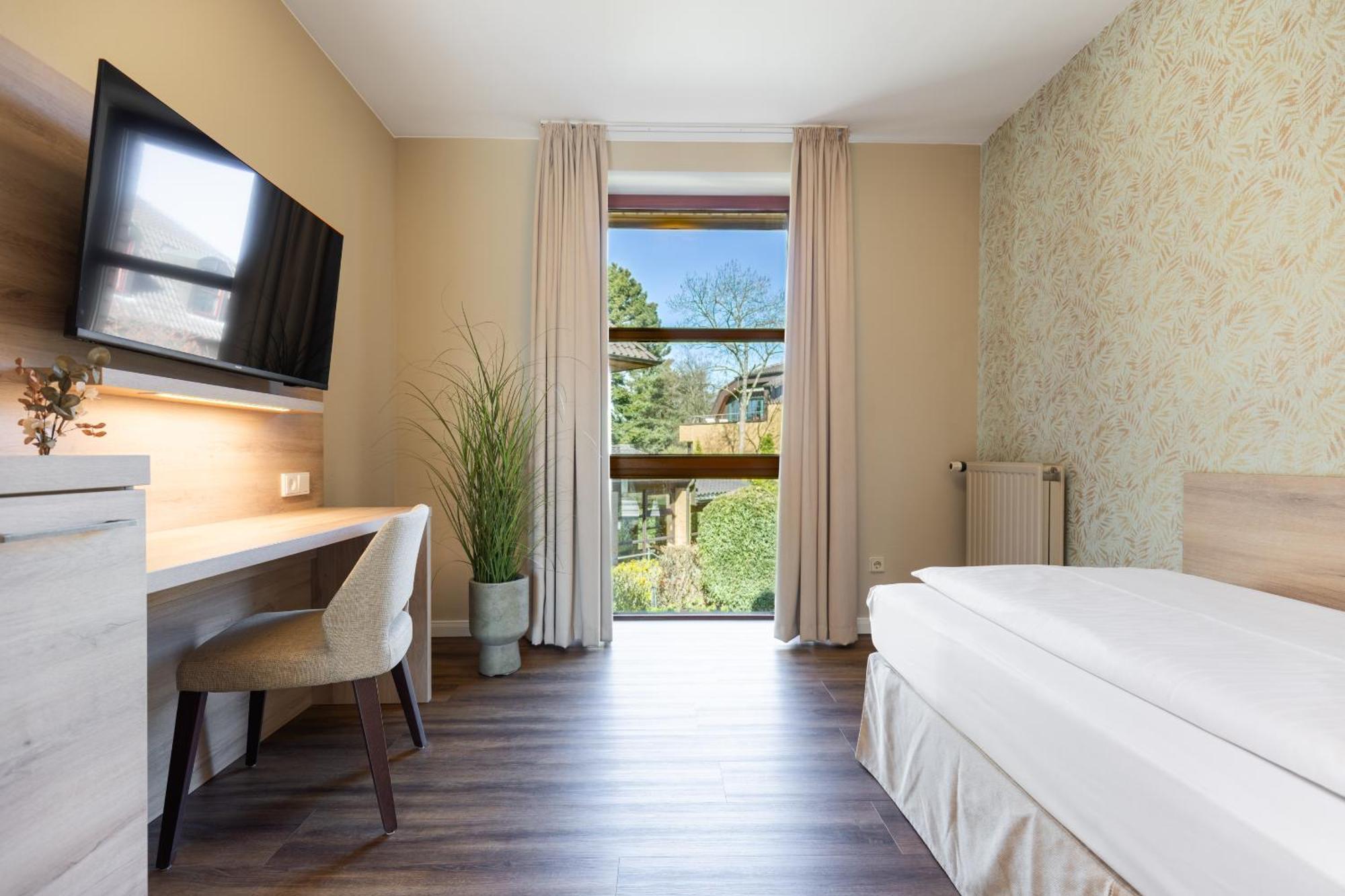 Economy Single Room