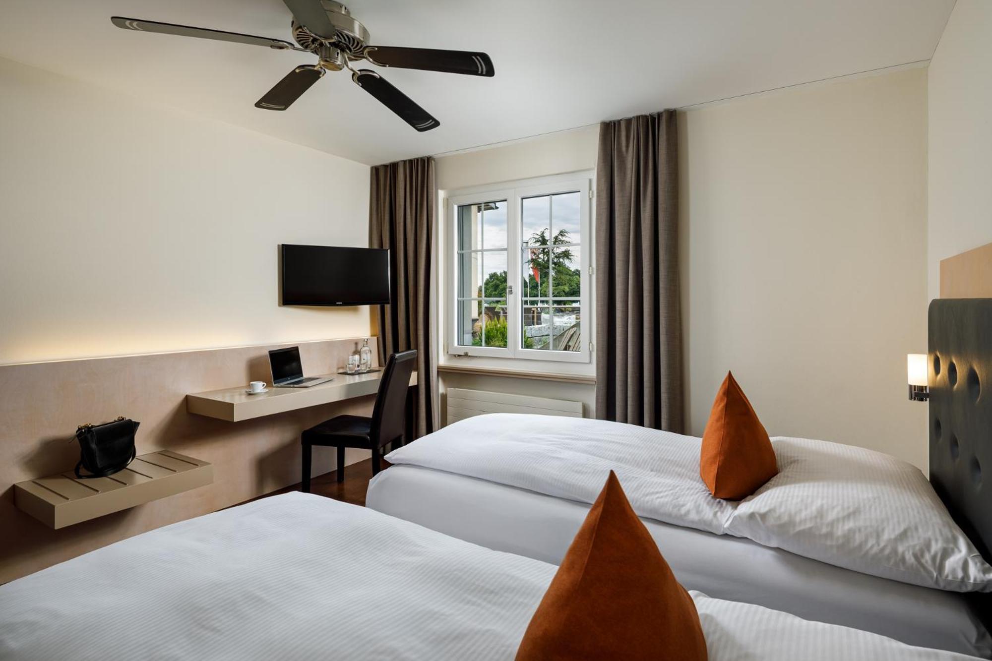 Standard Single Room,1765805384:JPEG