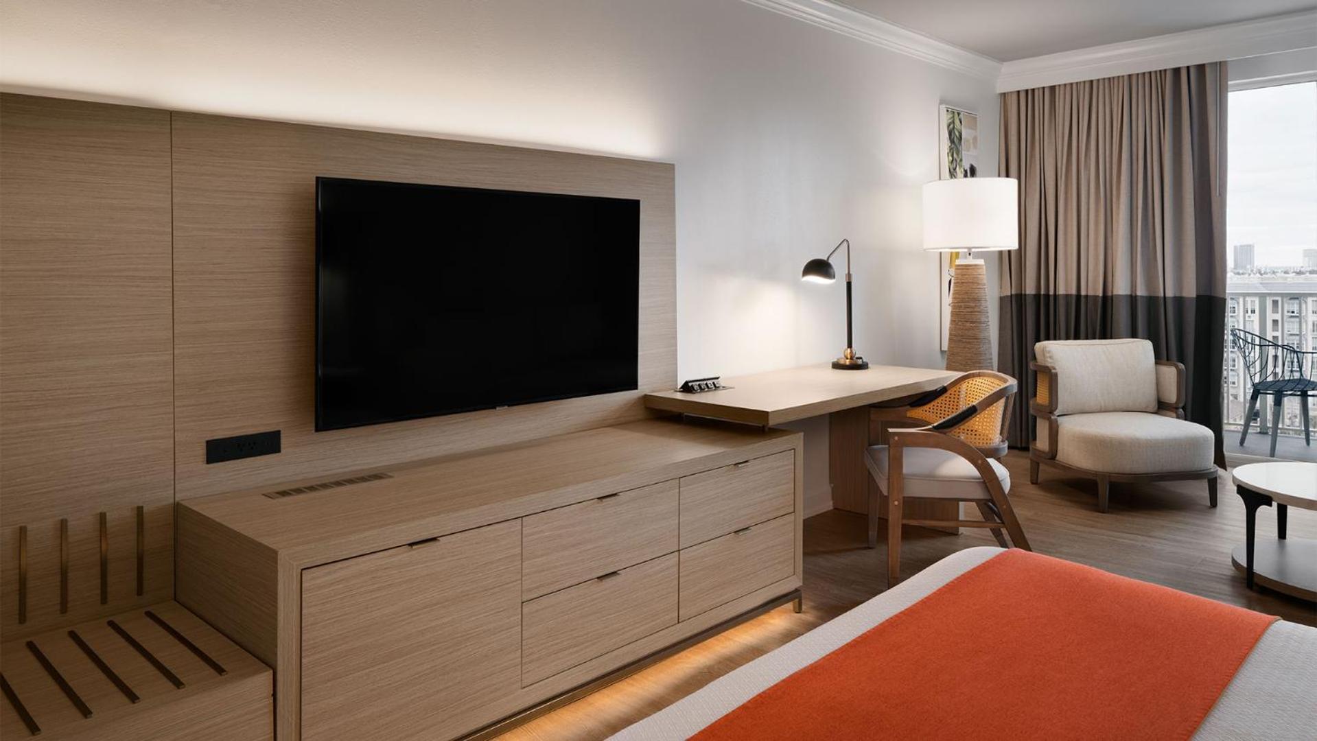 Superior King Suite,1765807759:JPEG