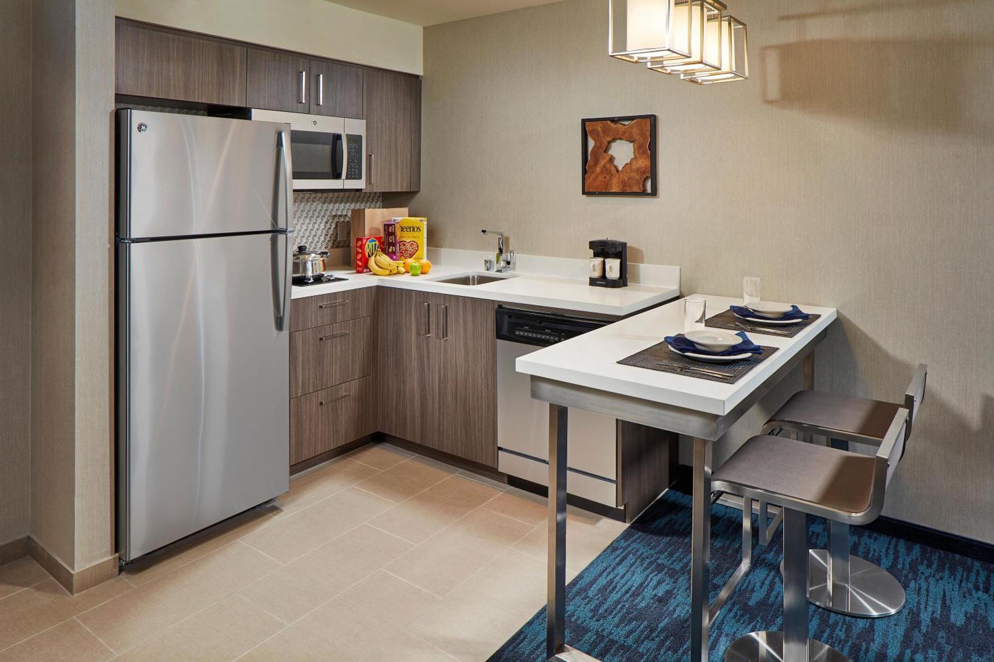 One-Bedroom King Suite