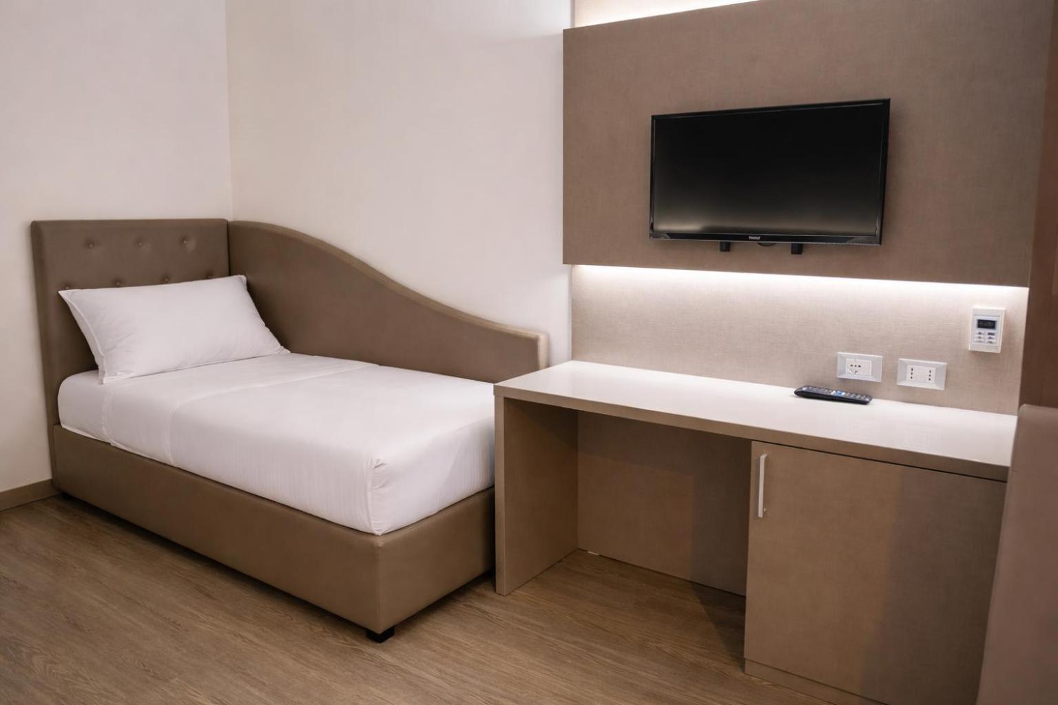 Superior Triple Room