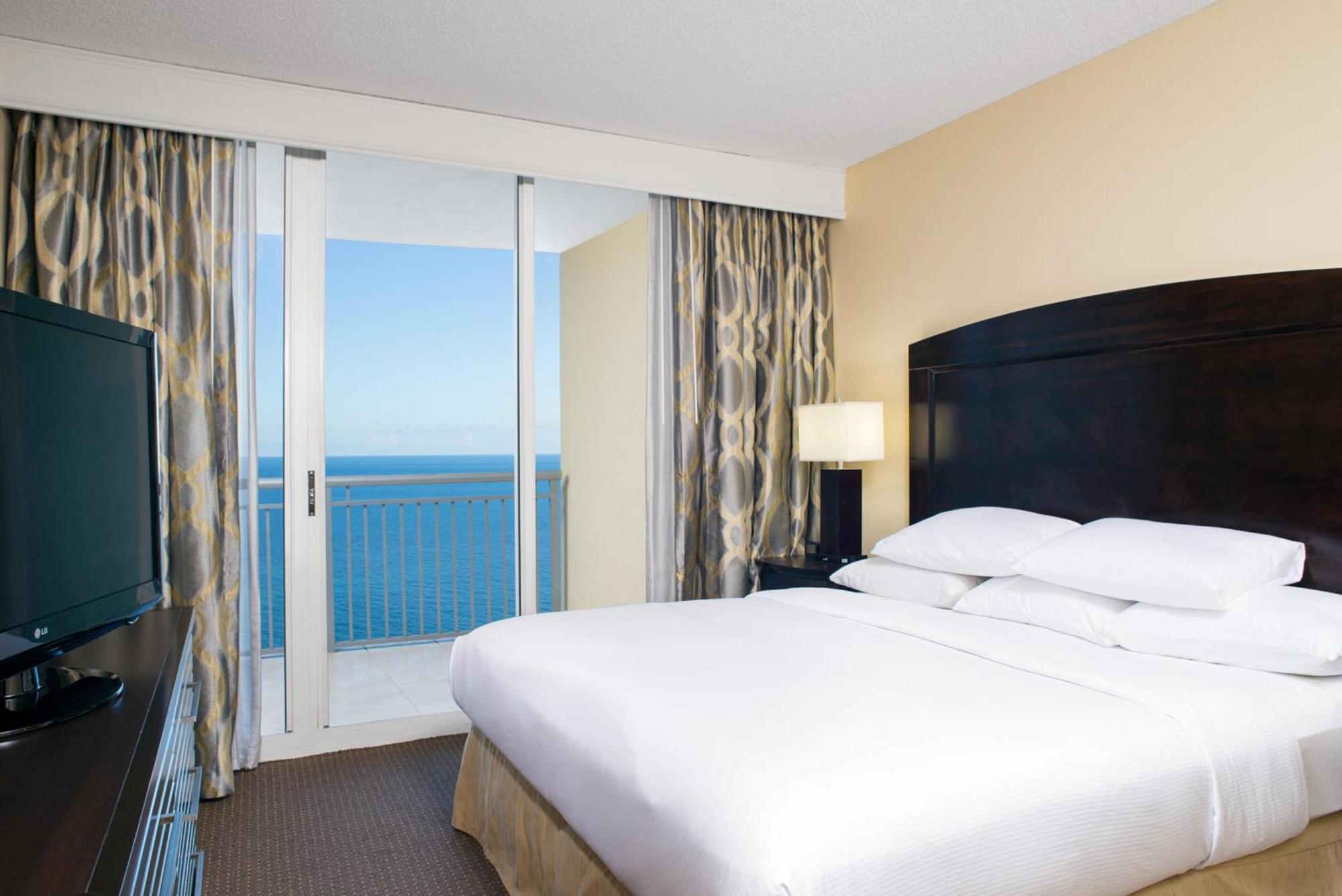 Two-Bedroom Suite Partial Ocean View Non-smoking