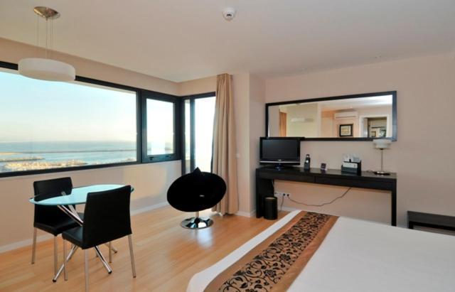 Suite Balcony Sea River View