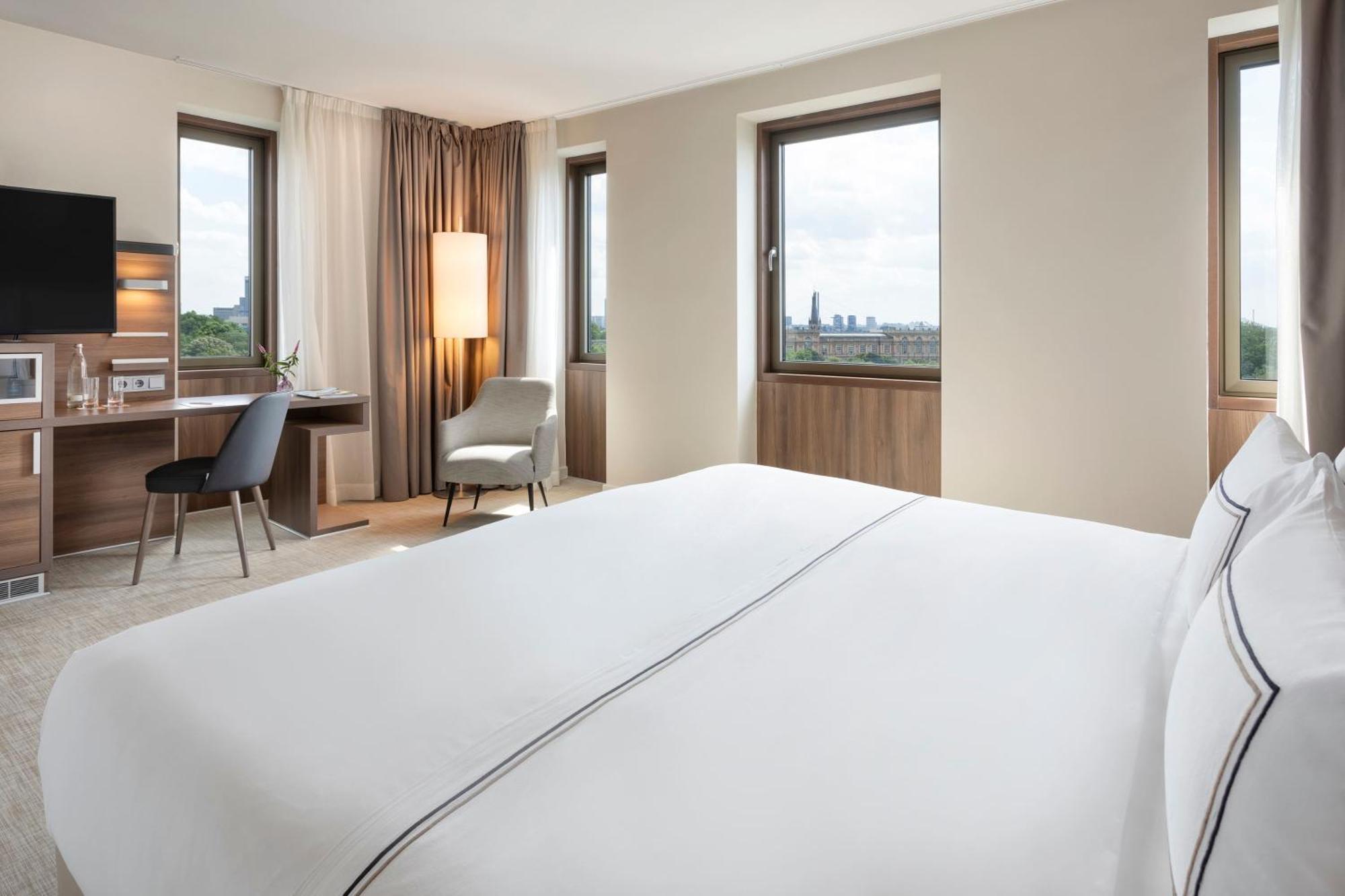 The Level Premium Room,1765820555:JPEG