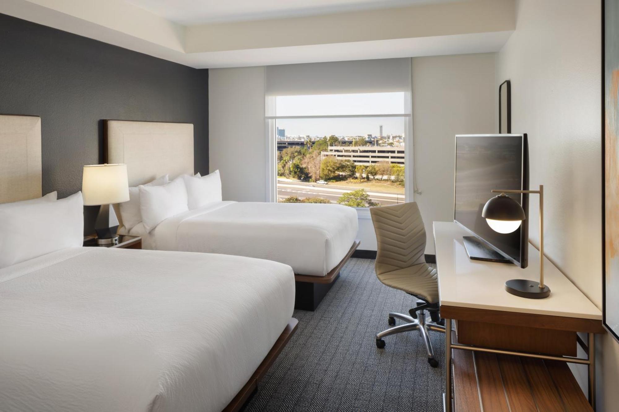 Queen Room Two Queen Beds City View