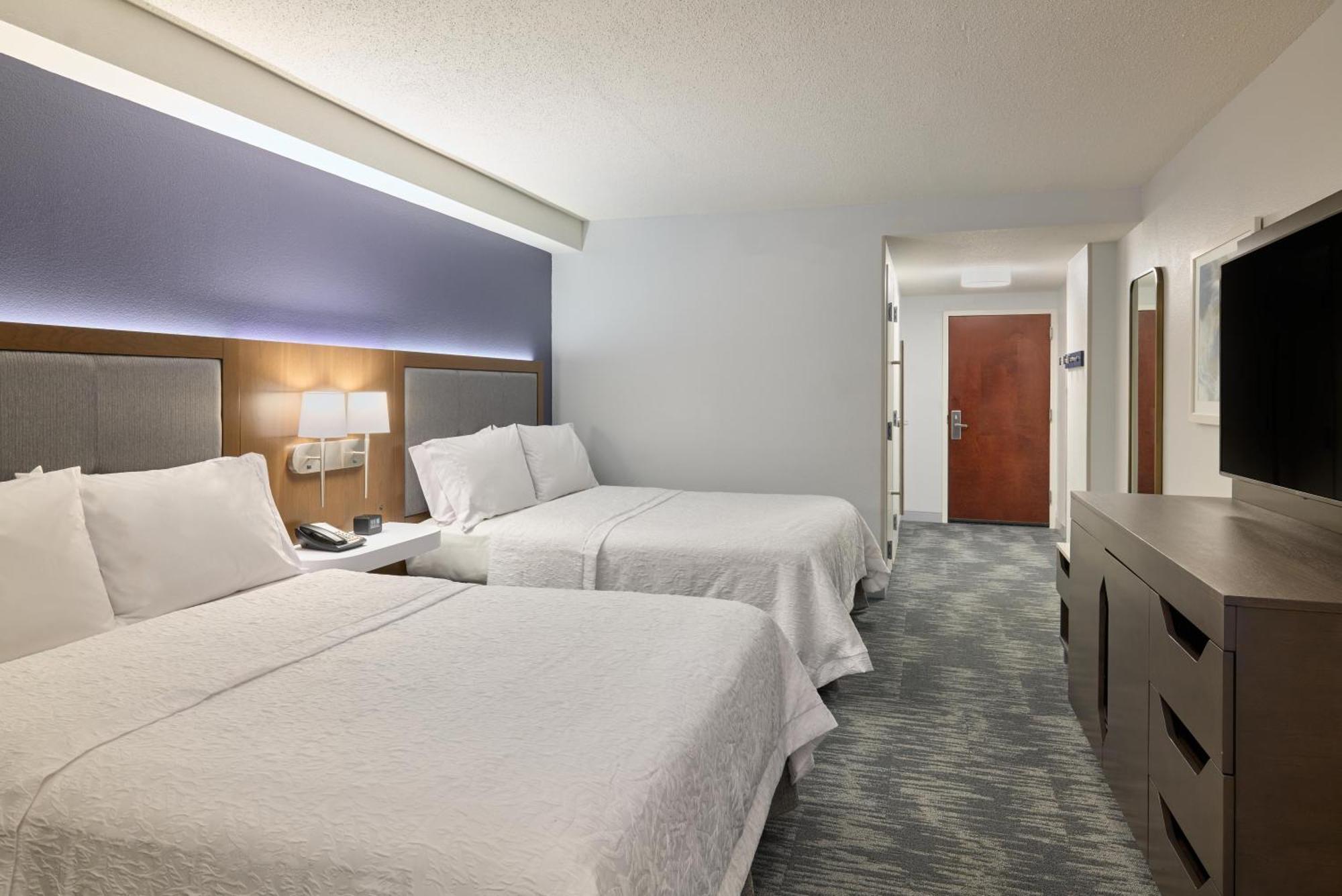 Double Room Two Double Beds Roll Shower Mobility Hearing Access or Non-Smoking