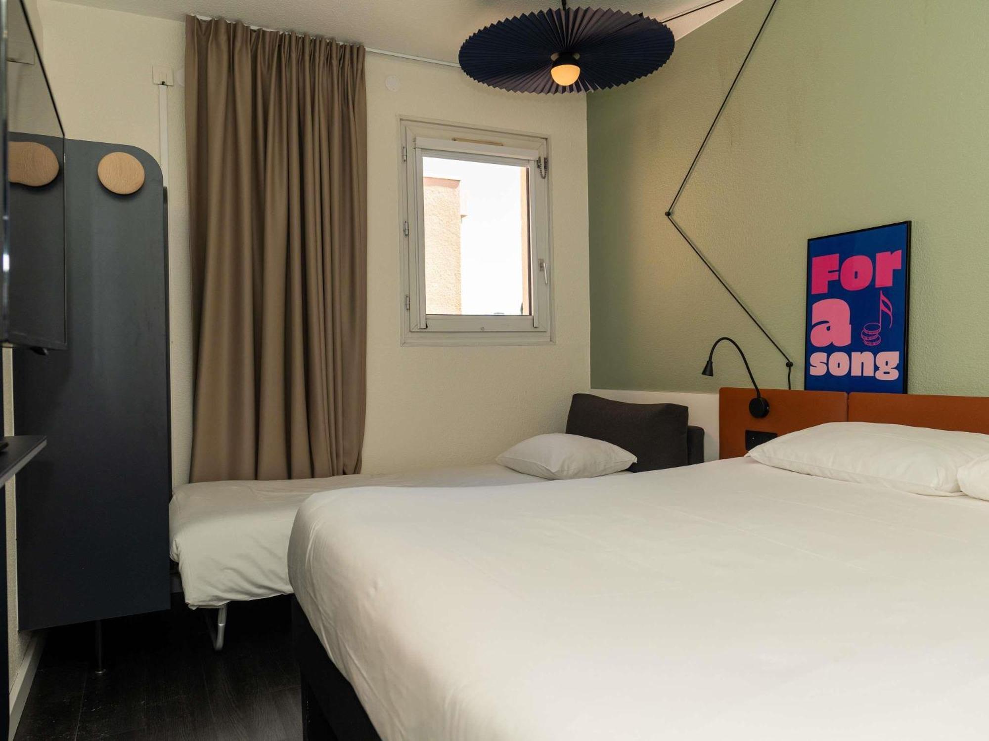 Standard Double Room,1765845002:JPEG