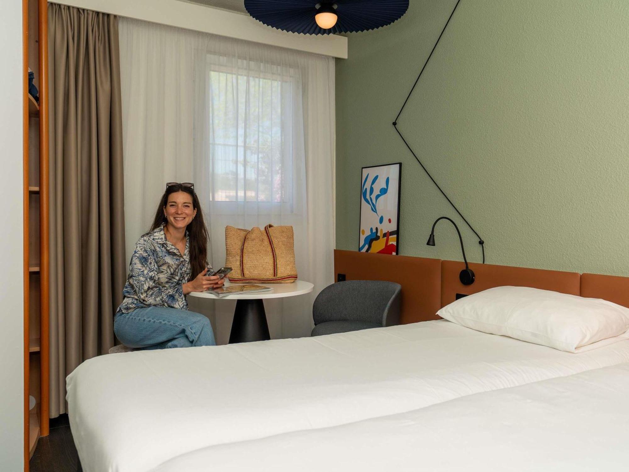 Standard Room 2 Single Beds,1770882941:JPEG