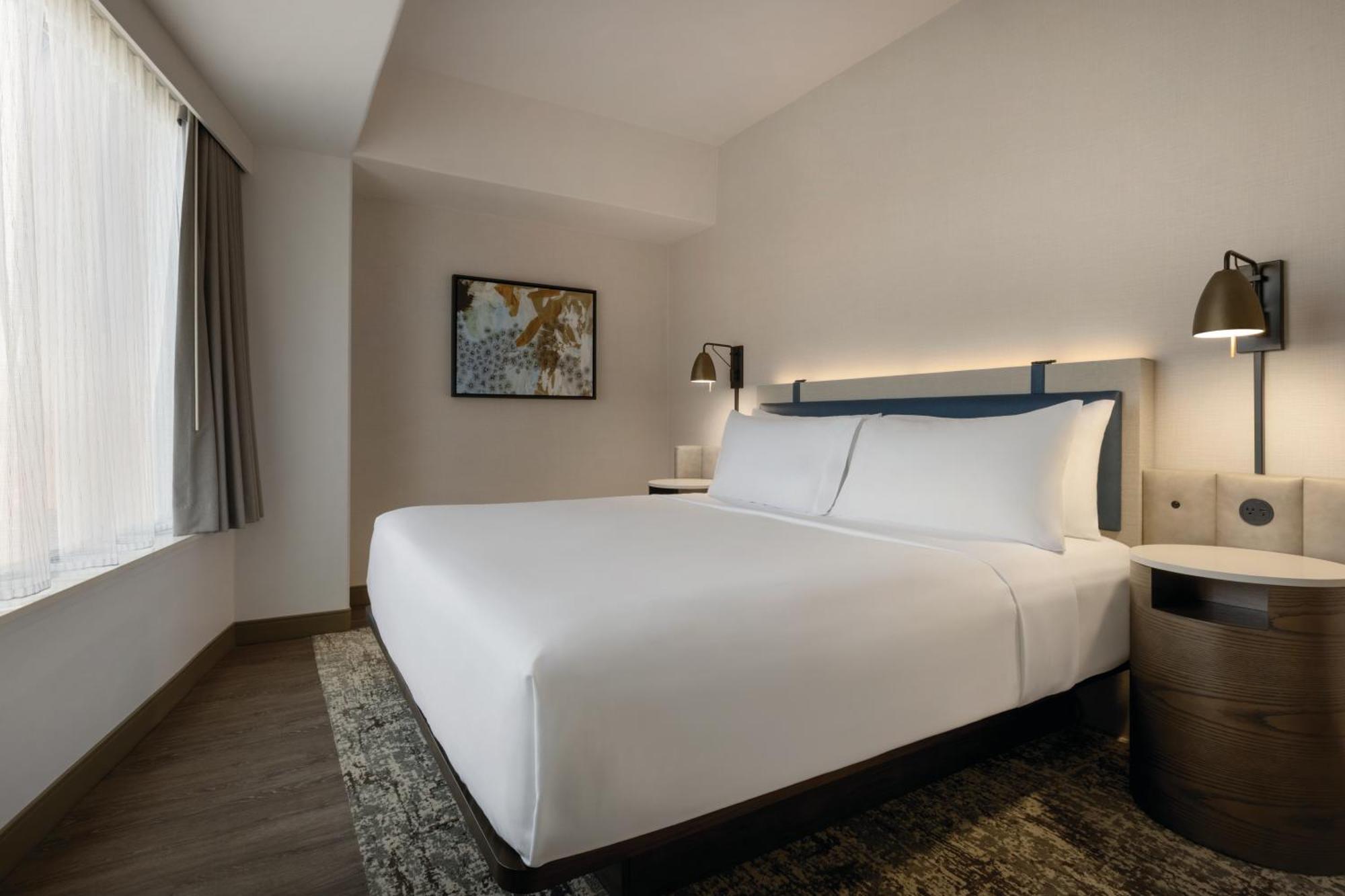Standard King Room
