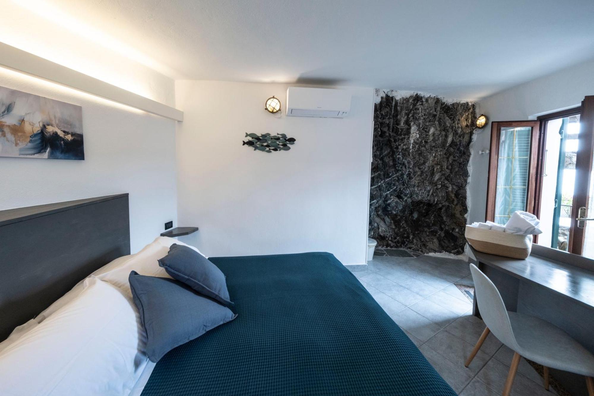Deluxe Double Room Balcony Sea View