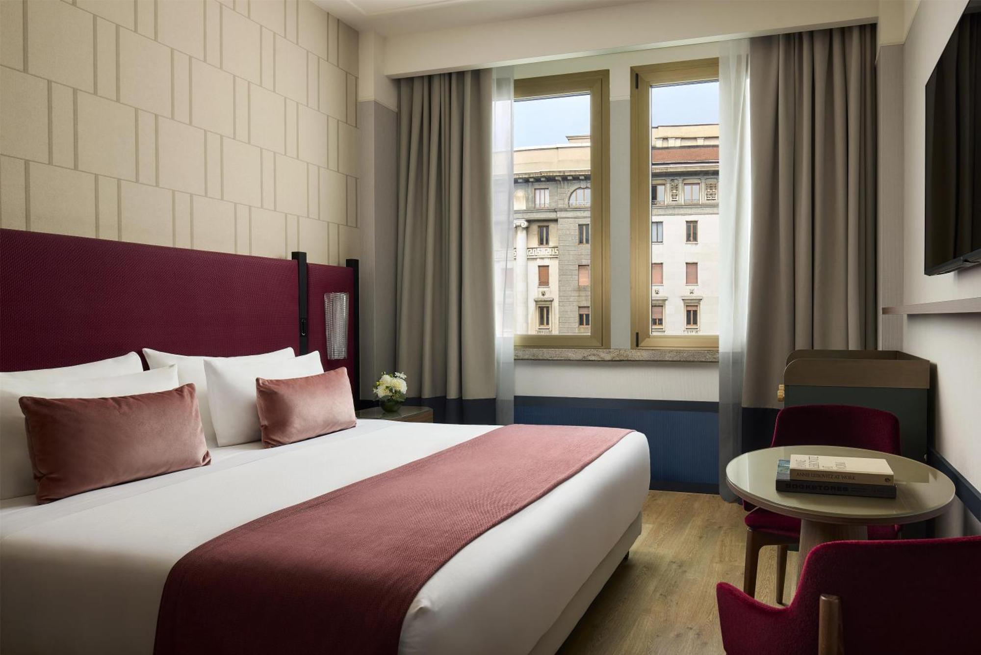 Deluxe Room,1765837691:JPEG