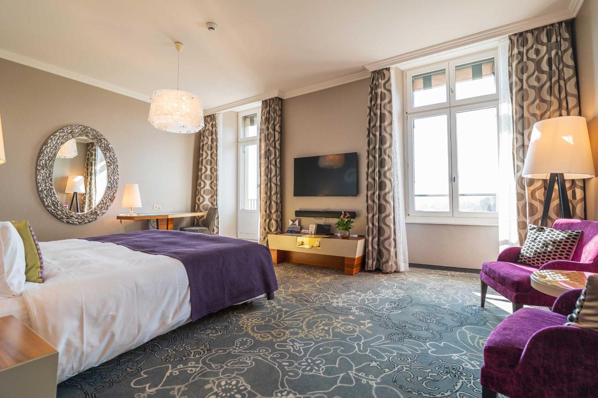 Deluxe Double or Twin Room Lake View