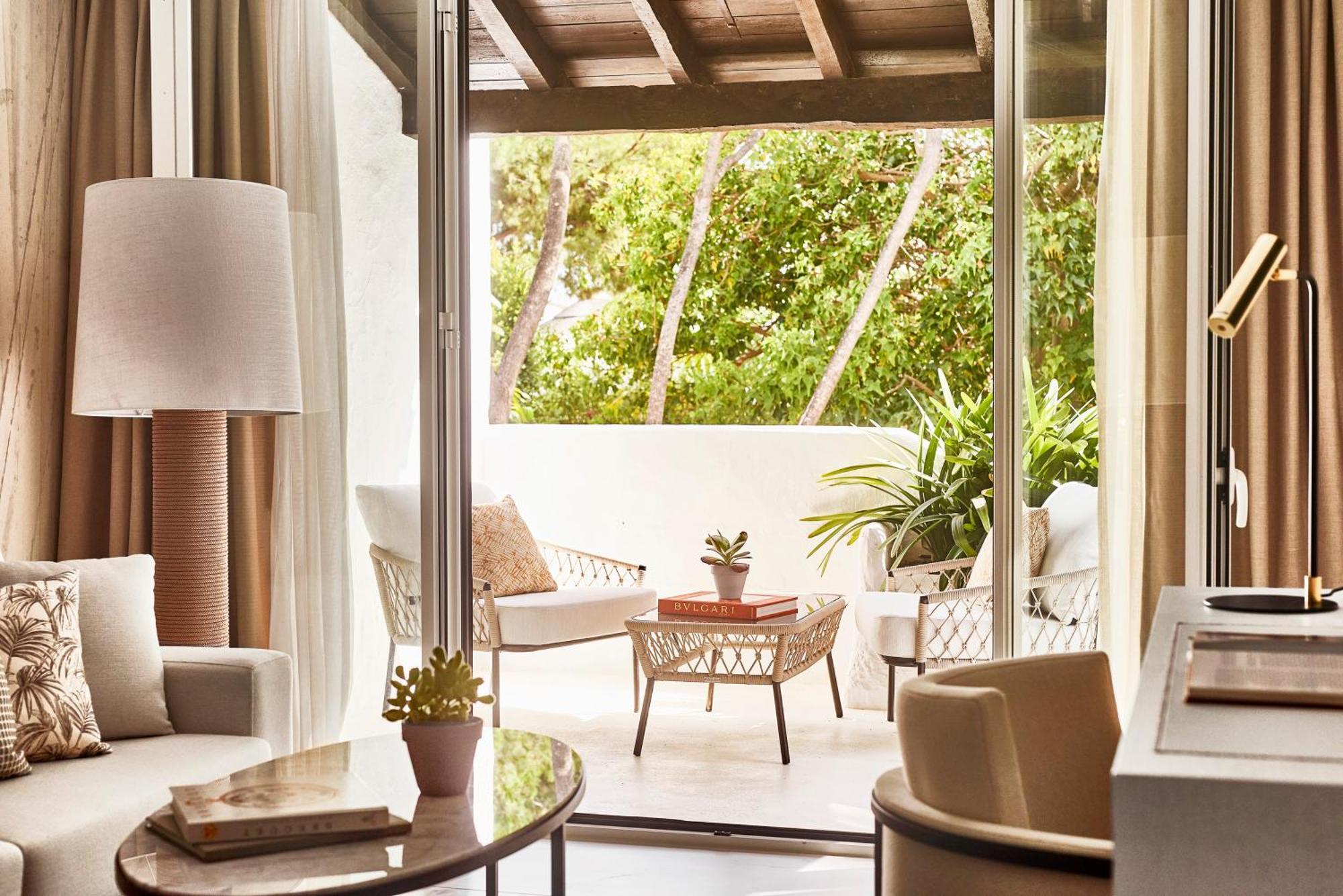 Deluxe Junior Suite Garden View