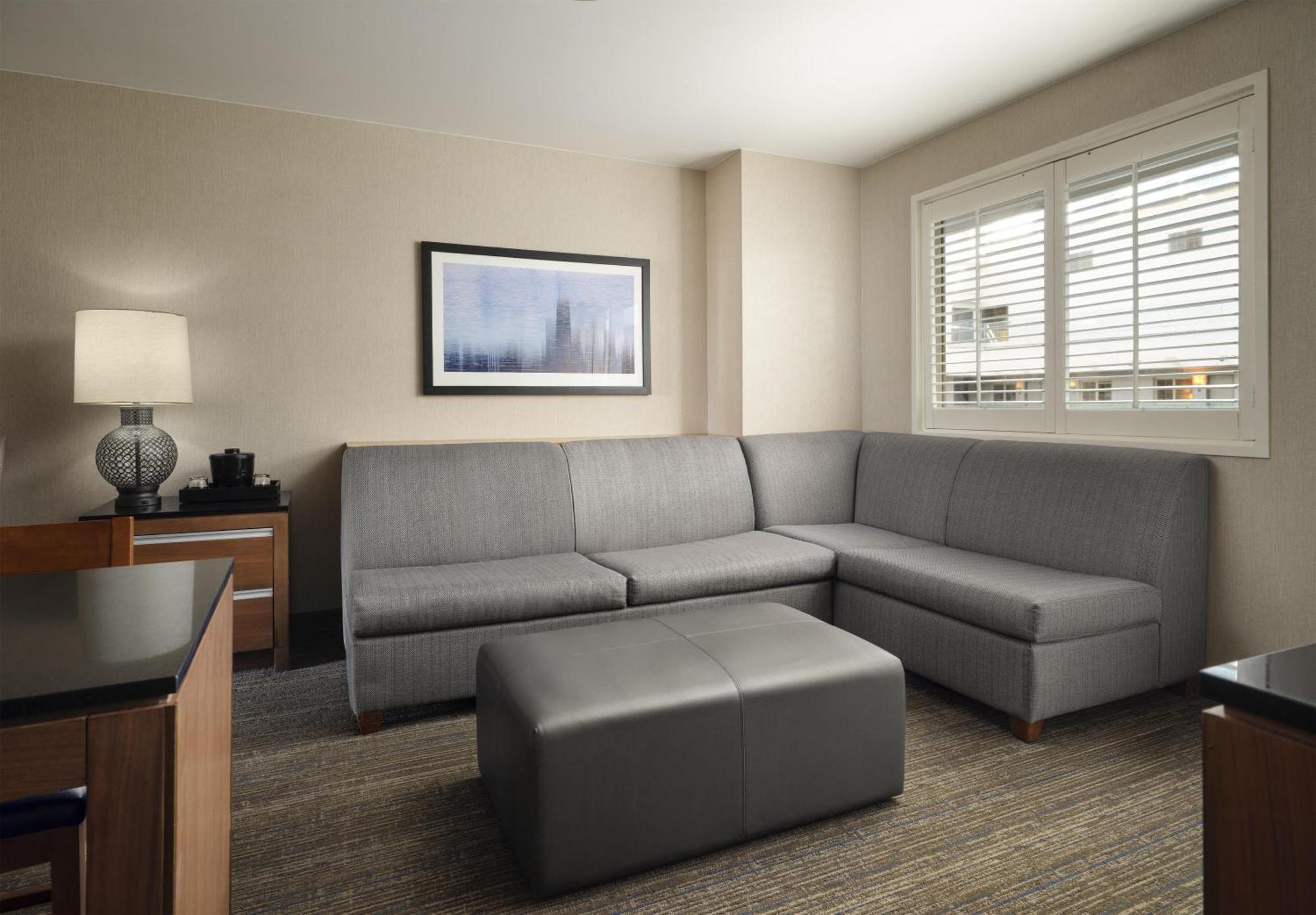 Suite with Two Double Beds - Non-Smoking