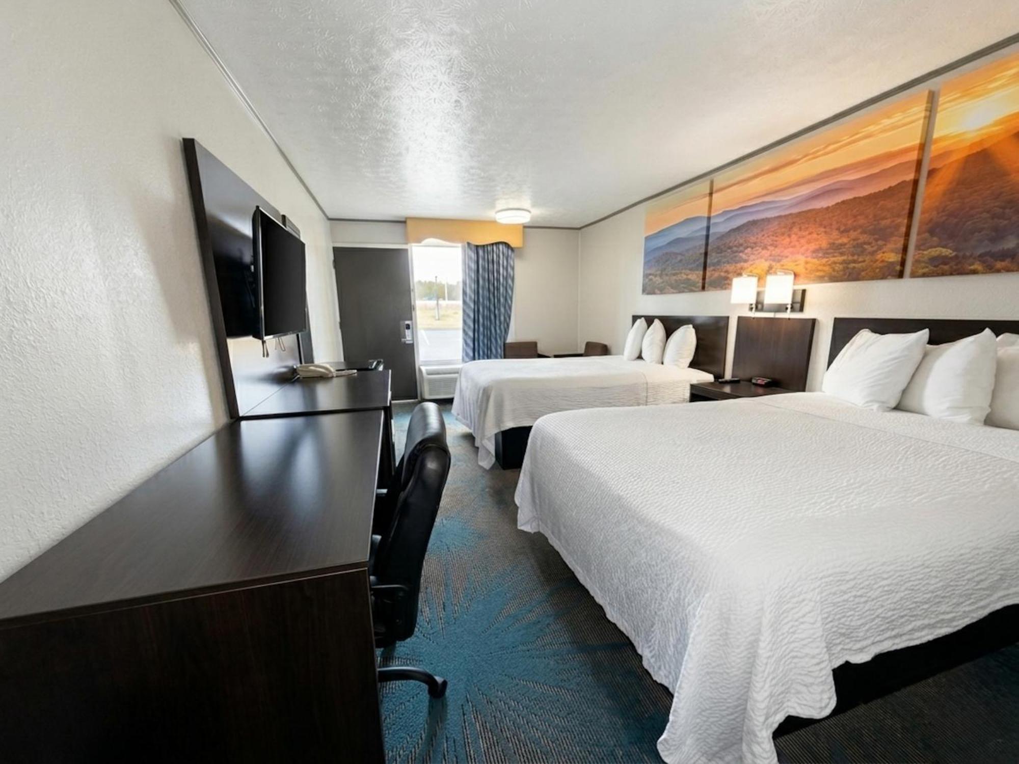 Double Room Two Double Beds Non-Smoking