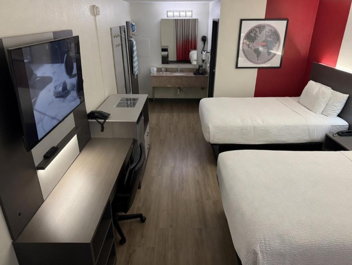 Double Room Two Double Beds Non-Smoking