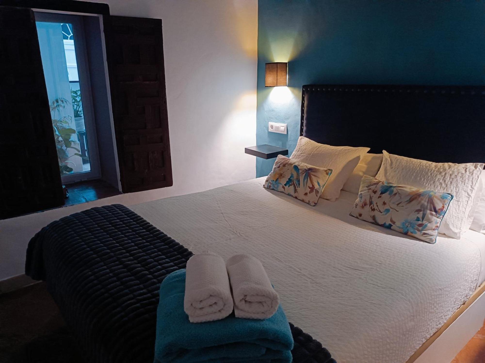 Deluxe Suite Spa Bath Terrace Access