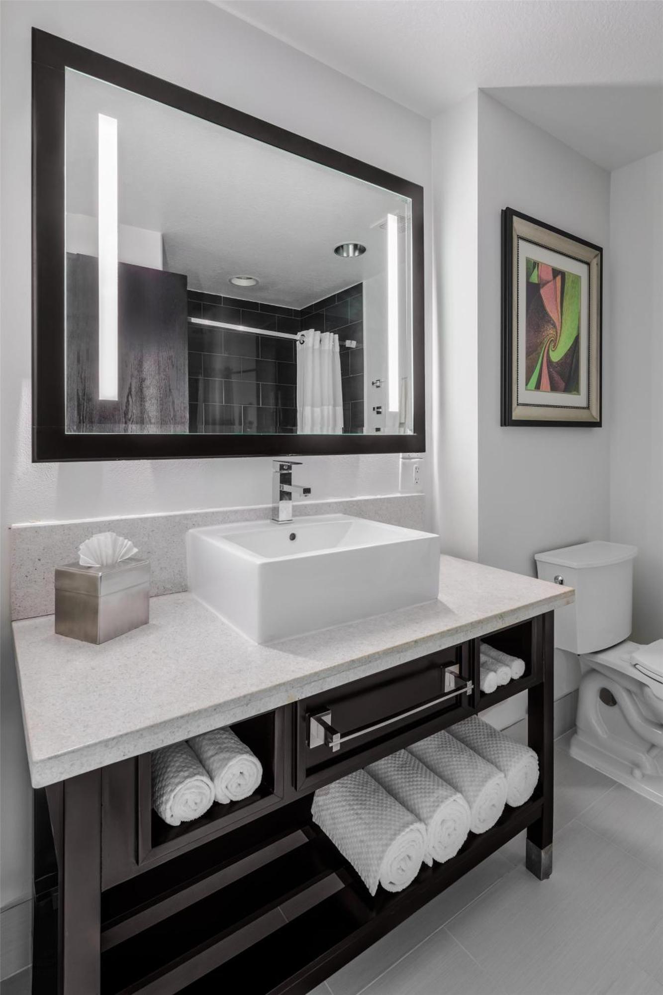 Two-Bedroom King Suite