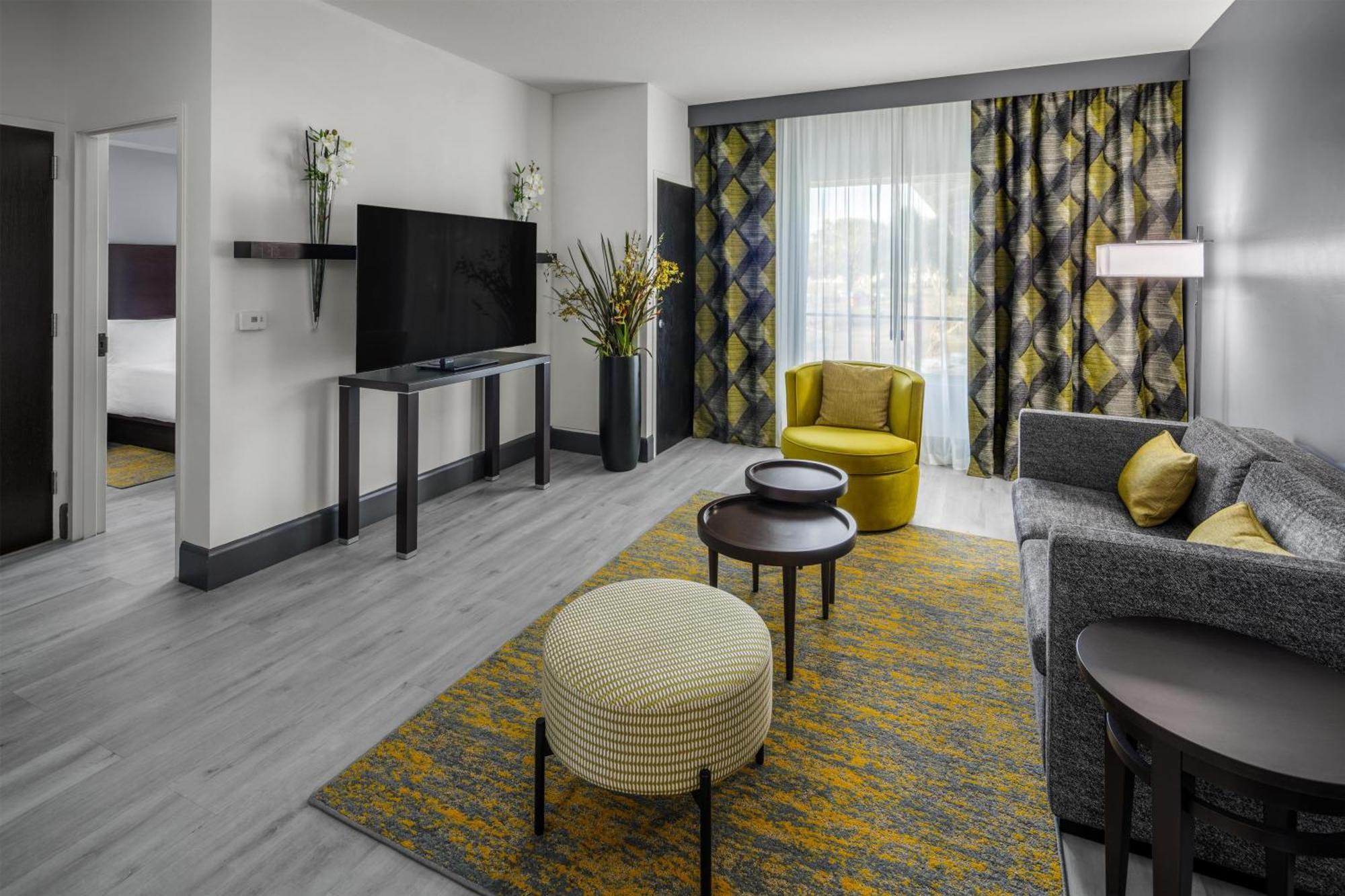 Two-Bedroom King Suite