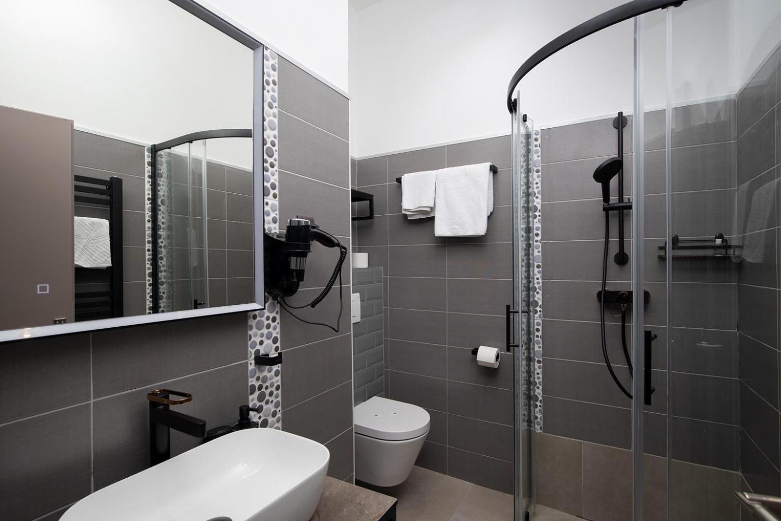 Classic Single Room