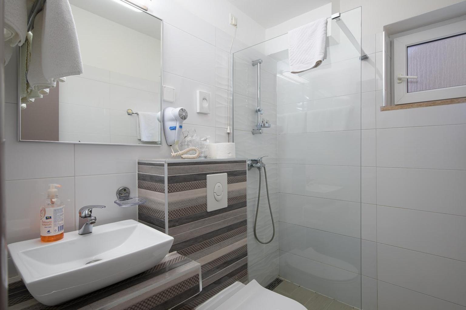 Double or Twin Room Bathroom