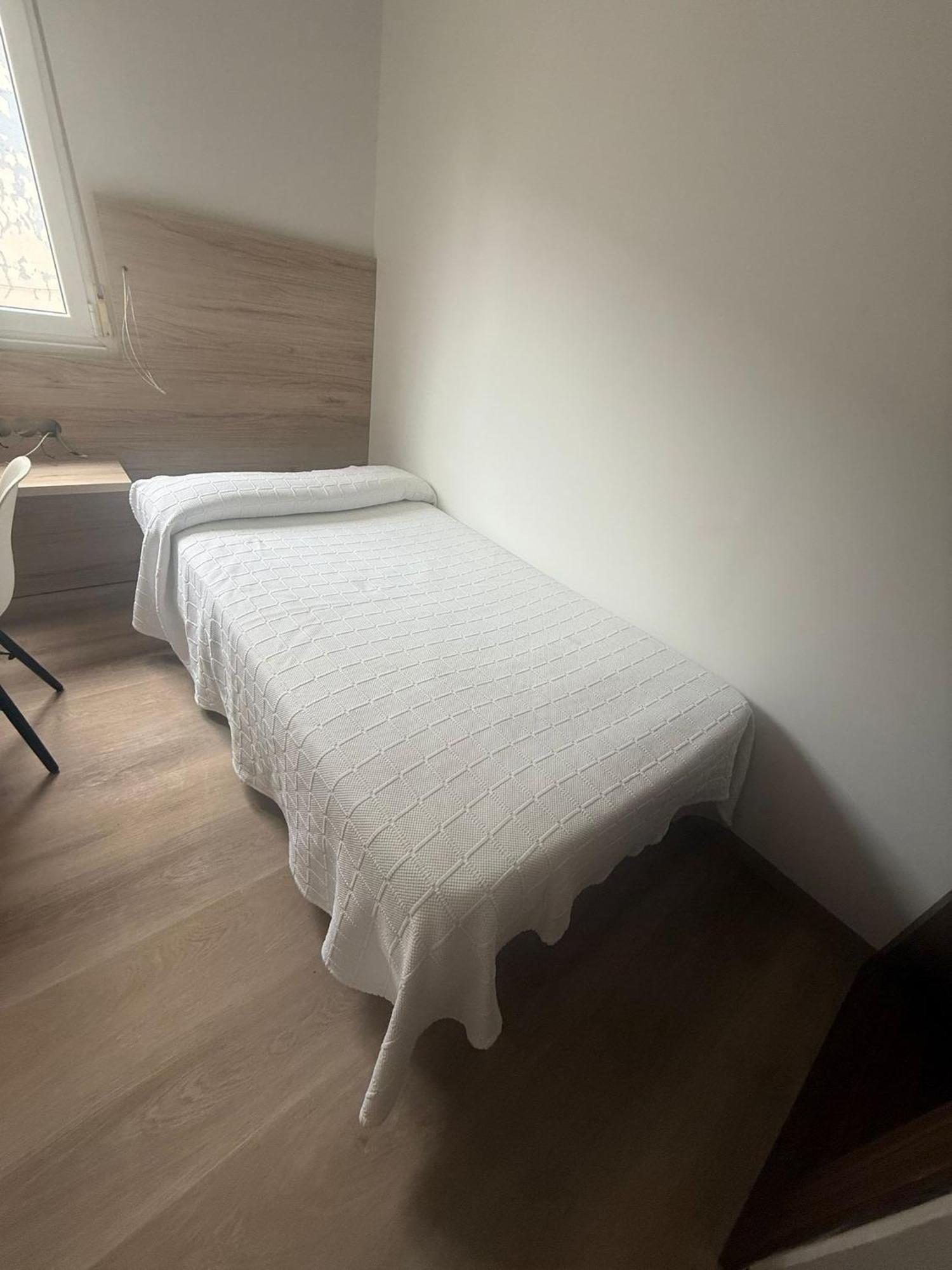 Standard Single Room,1765861440:JPEG