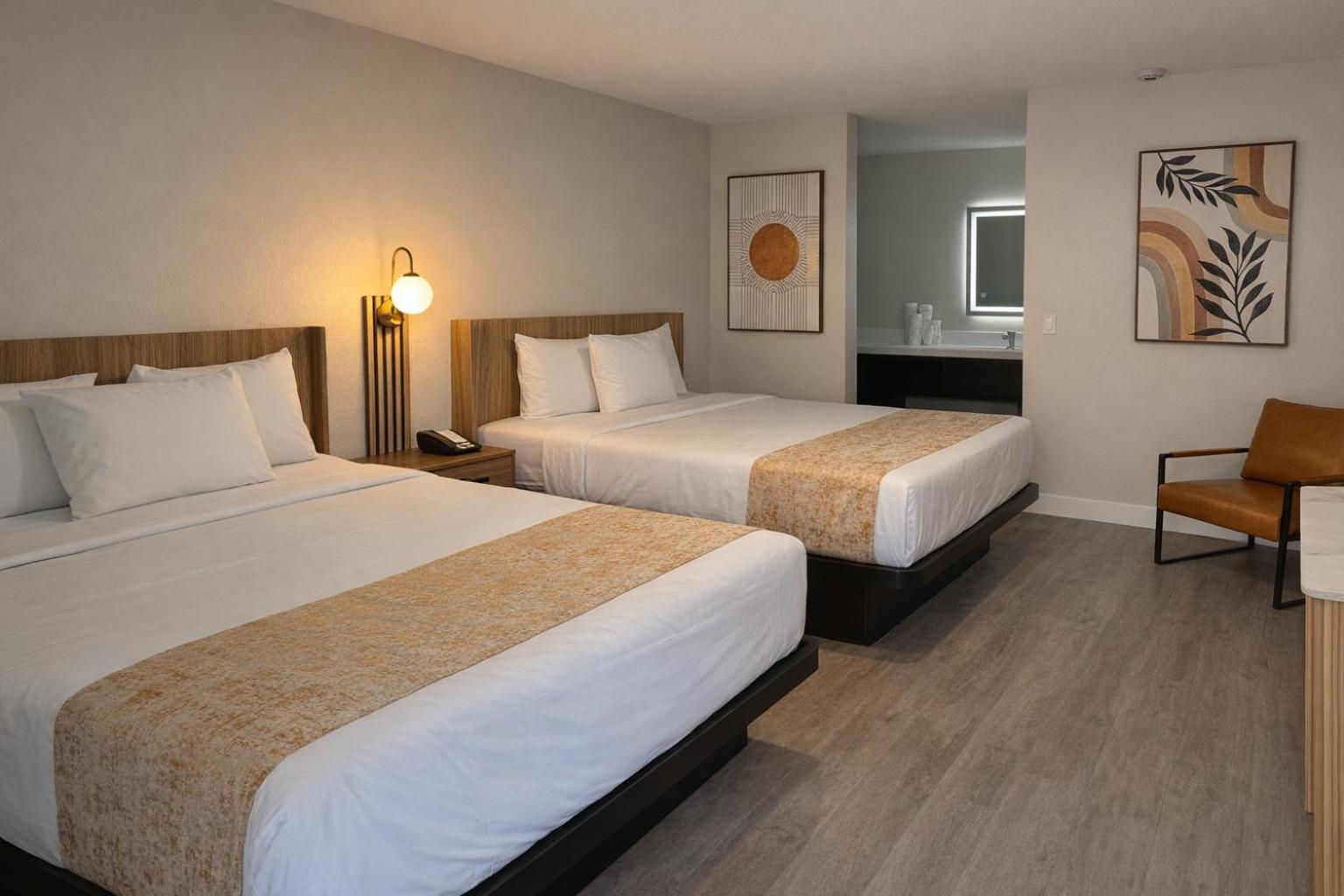 Queen Room Two Queen Beds Pet Friendly,1765865749:JPEG