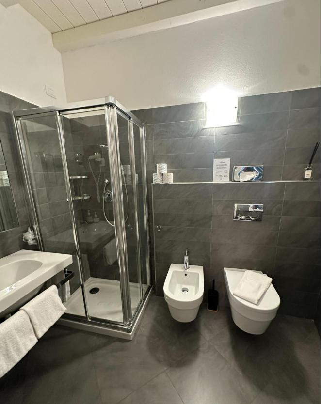 Junior Suite Split Level,1765867969:JPEG