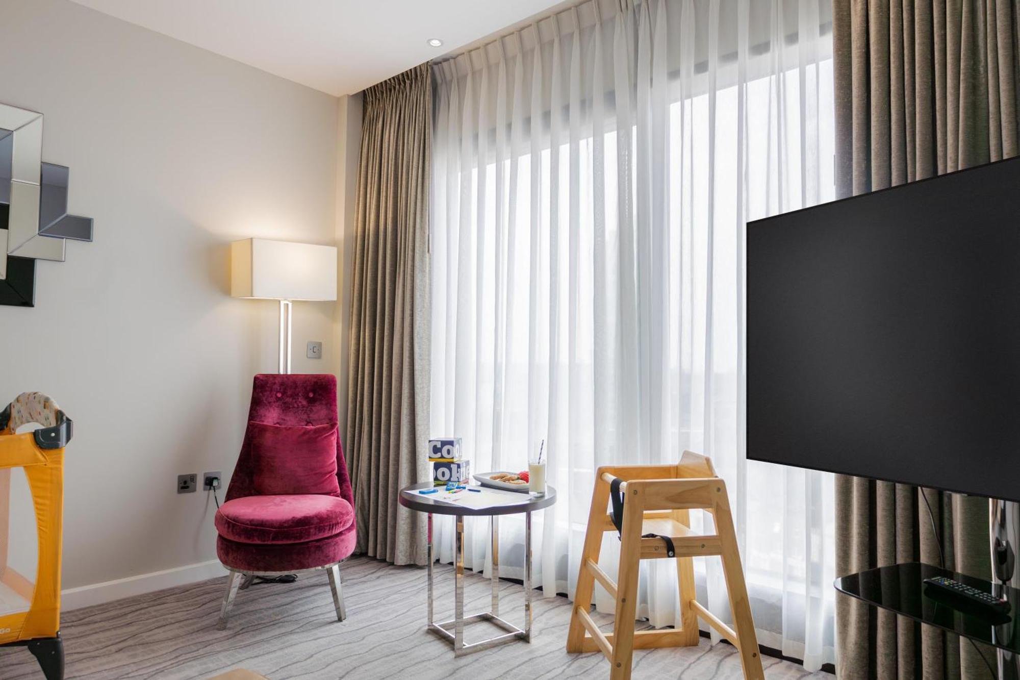 Deluxe Family Connecting Room