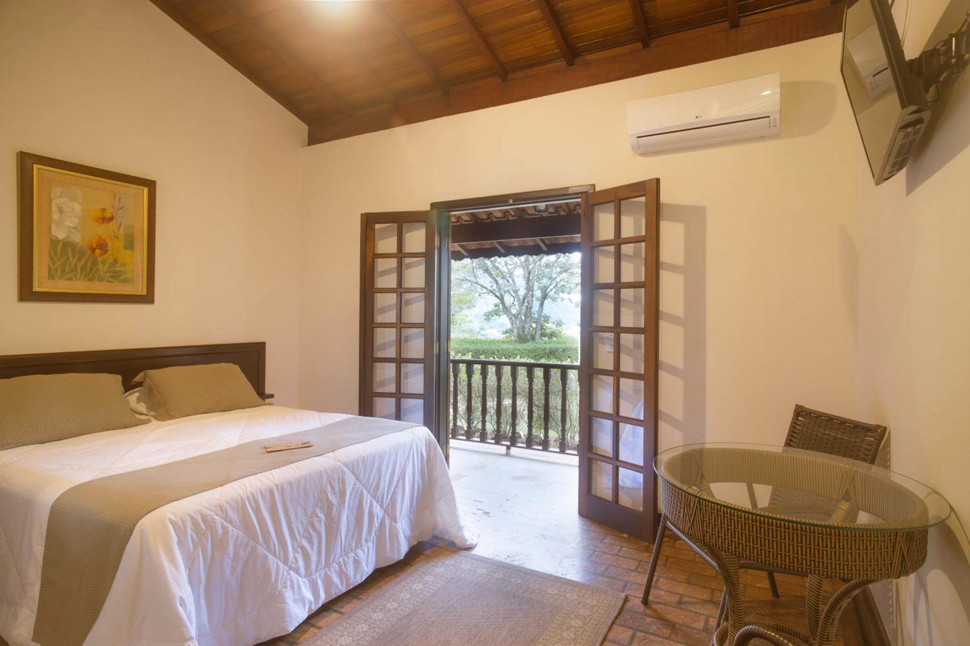 Double Room,1765872425:JPEG