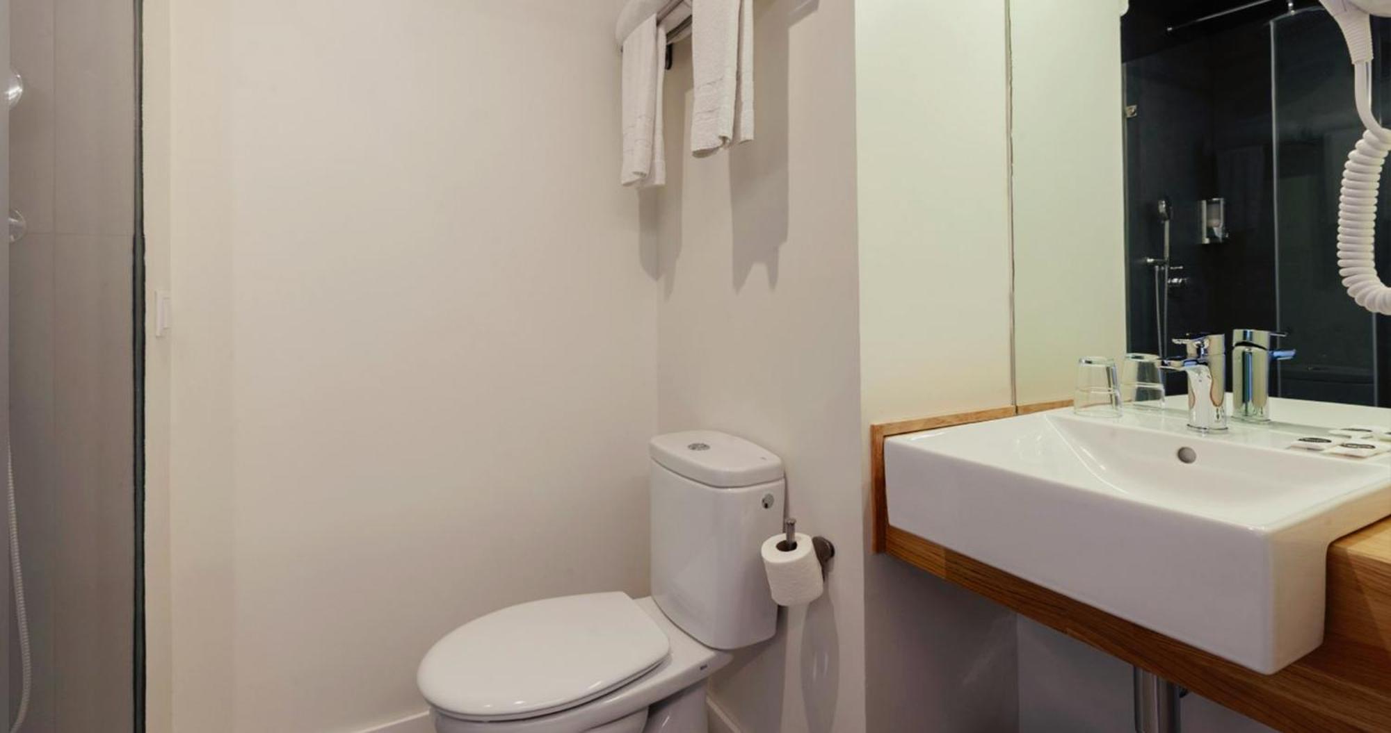 Double or Twin Room with Kitchenette,1742778608:JPEG