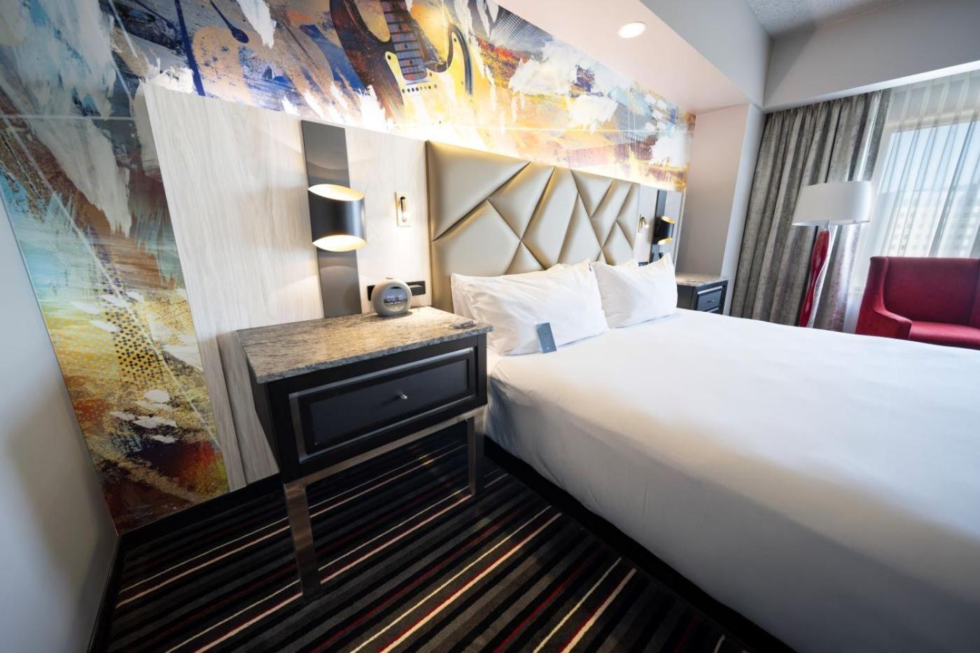 King Room Disability Access Hard Rock Tower