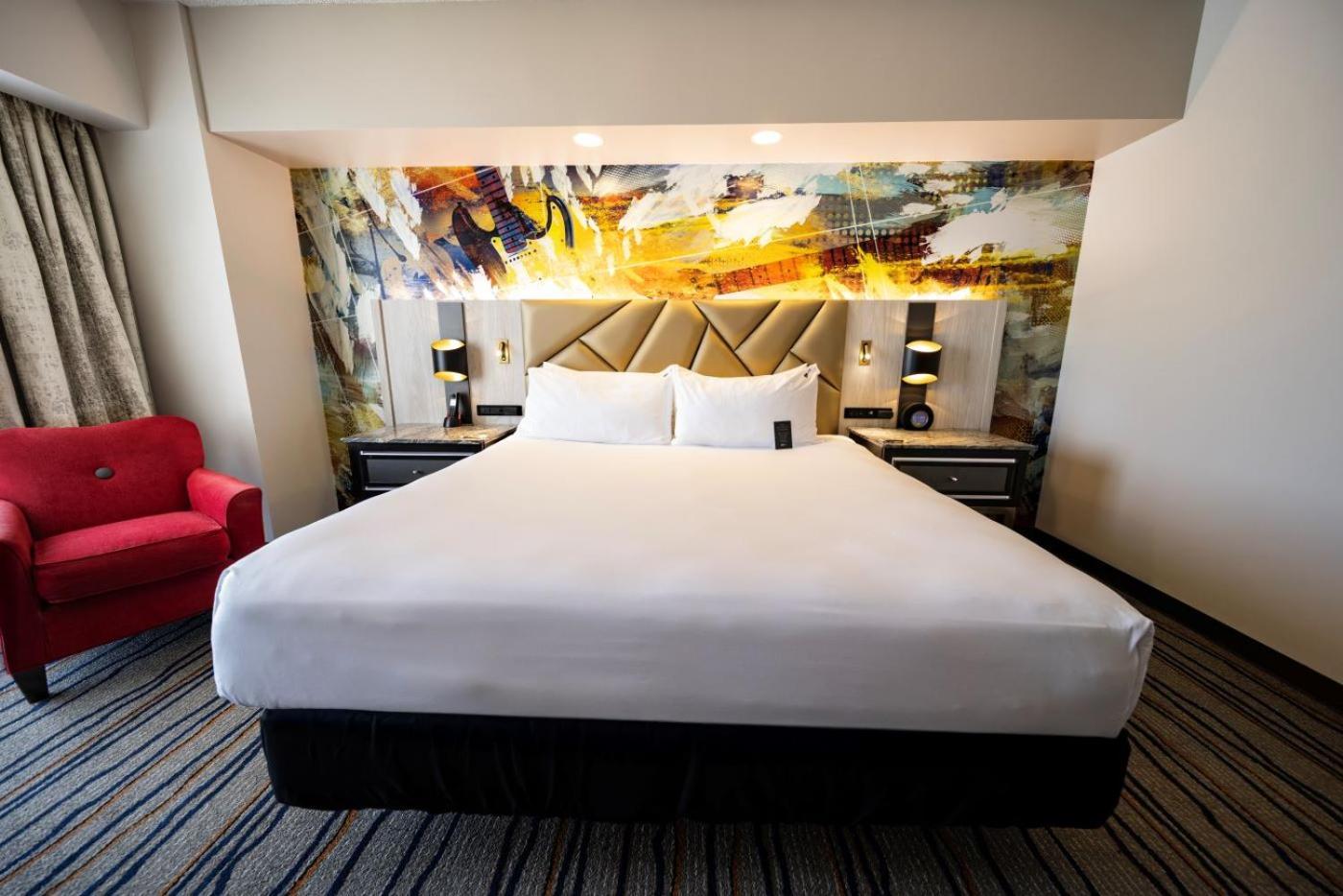 Standard King Room Hard Rock Tower