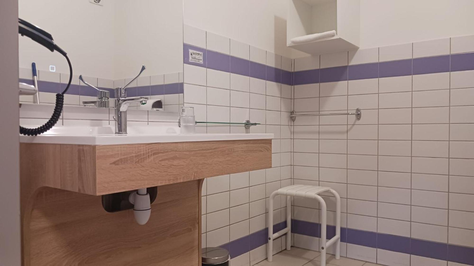Single Room Disability Access